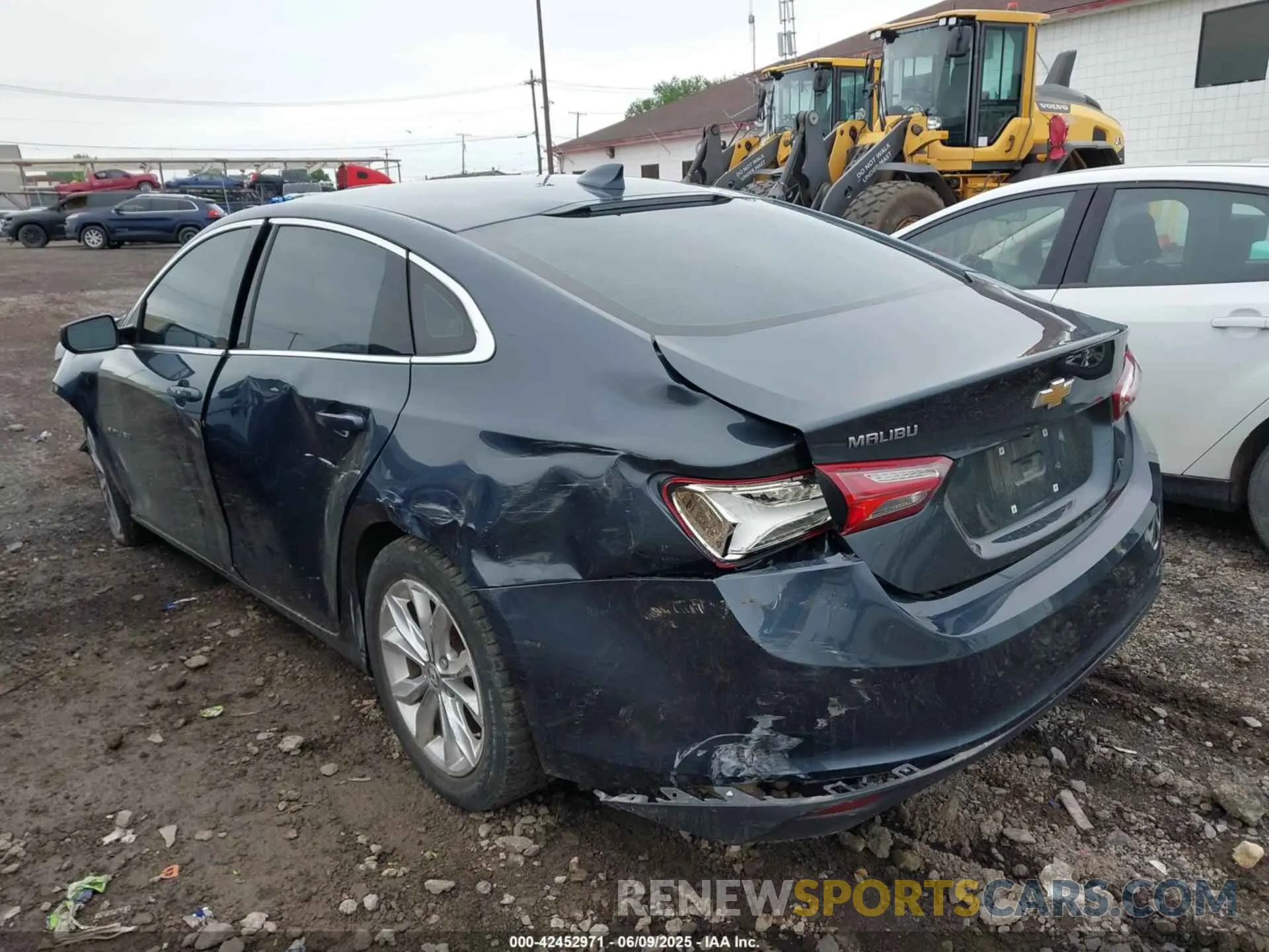 3 Photograph of a damaged car 1G1ZD5ST0MF012466 CHEVROLET MALIBU 2021