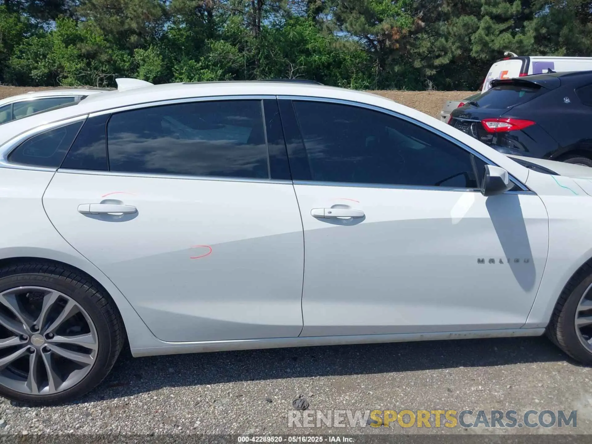 14 Photograph of a damaged car 1G1ZD5ST0MF013875 CHEVROLET MALIBU 2021