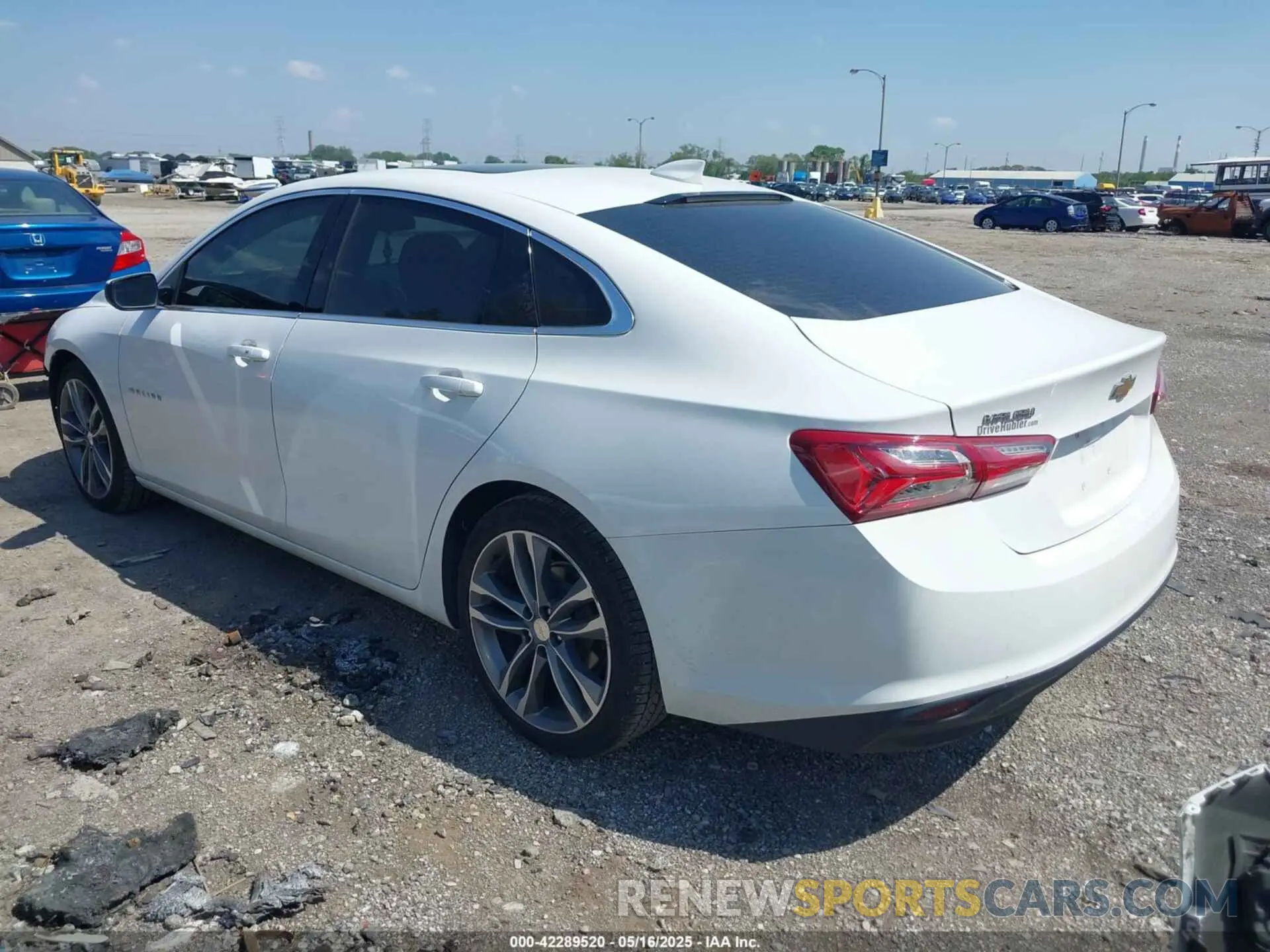 3 Photograph of a damaged car 1G1ZD5ST0MF013875 CHEVROLET MALIBU 2021