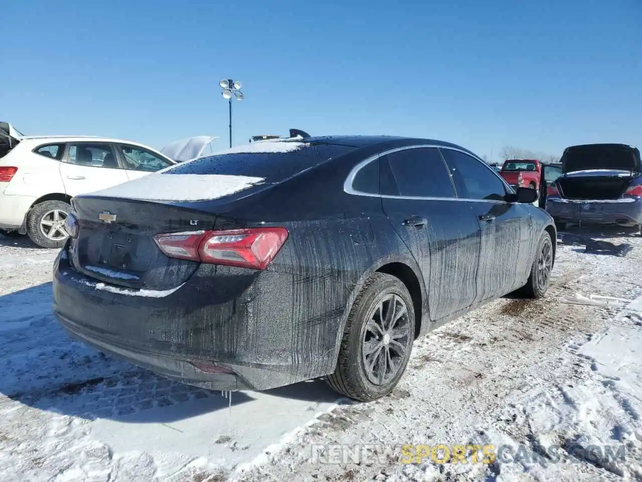 3 Photograph of a damaged car 1G1ZD5ST0MF017604 CHEVROLET MALIBU 2021