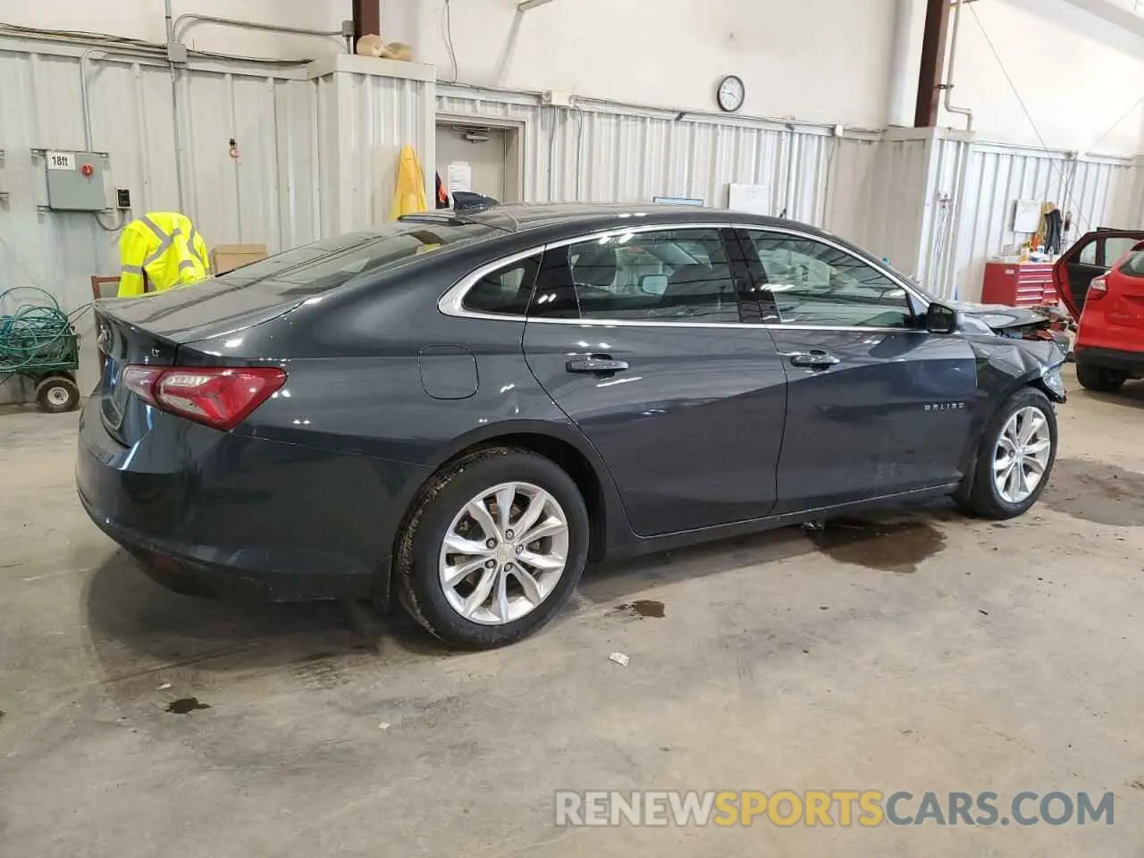 3 Photograph of a damaged car 1G1ZD5ST0MF048884 CHEVROLET MALIBU 2021