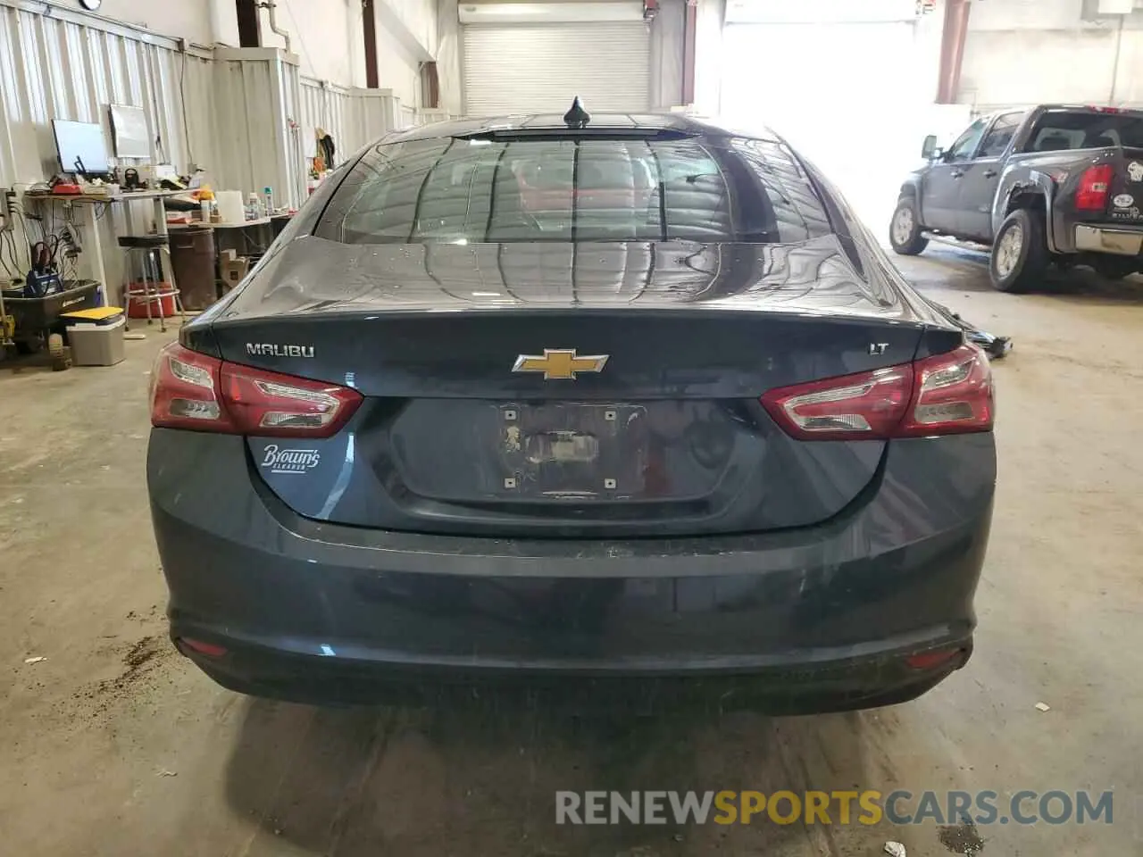 6 Photograph of a damaged car 1G1ZD5ST0MF048884 CHEVROLET MALIBU 2021