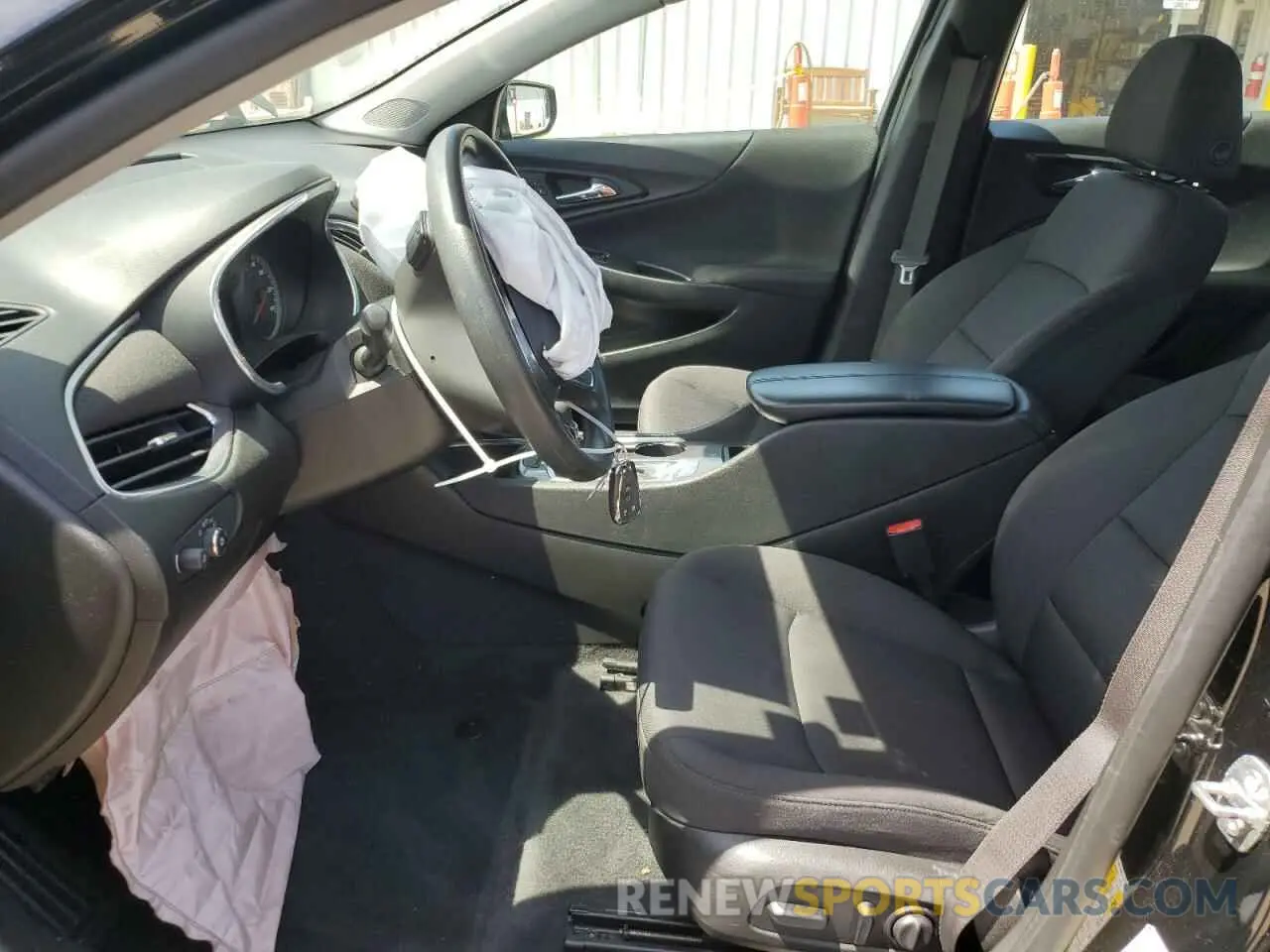7 Photograph of a damaged car 1G1ZD5ST0MF065698 CHEVROLET MALIBU 2021