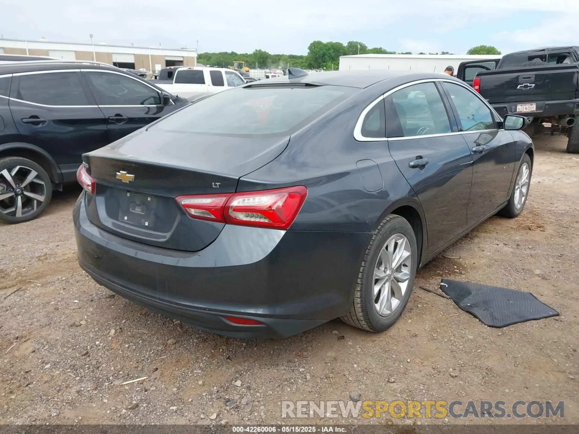 4 Photograph of a damaged car 1G1ZD5ST0MF074899 CHEVROLET MALIBU 2021