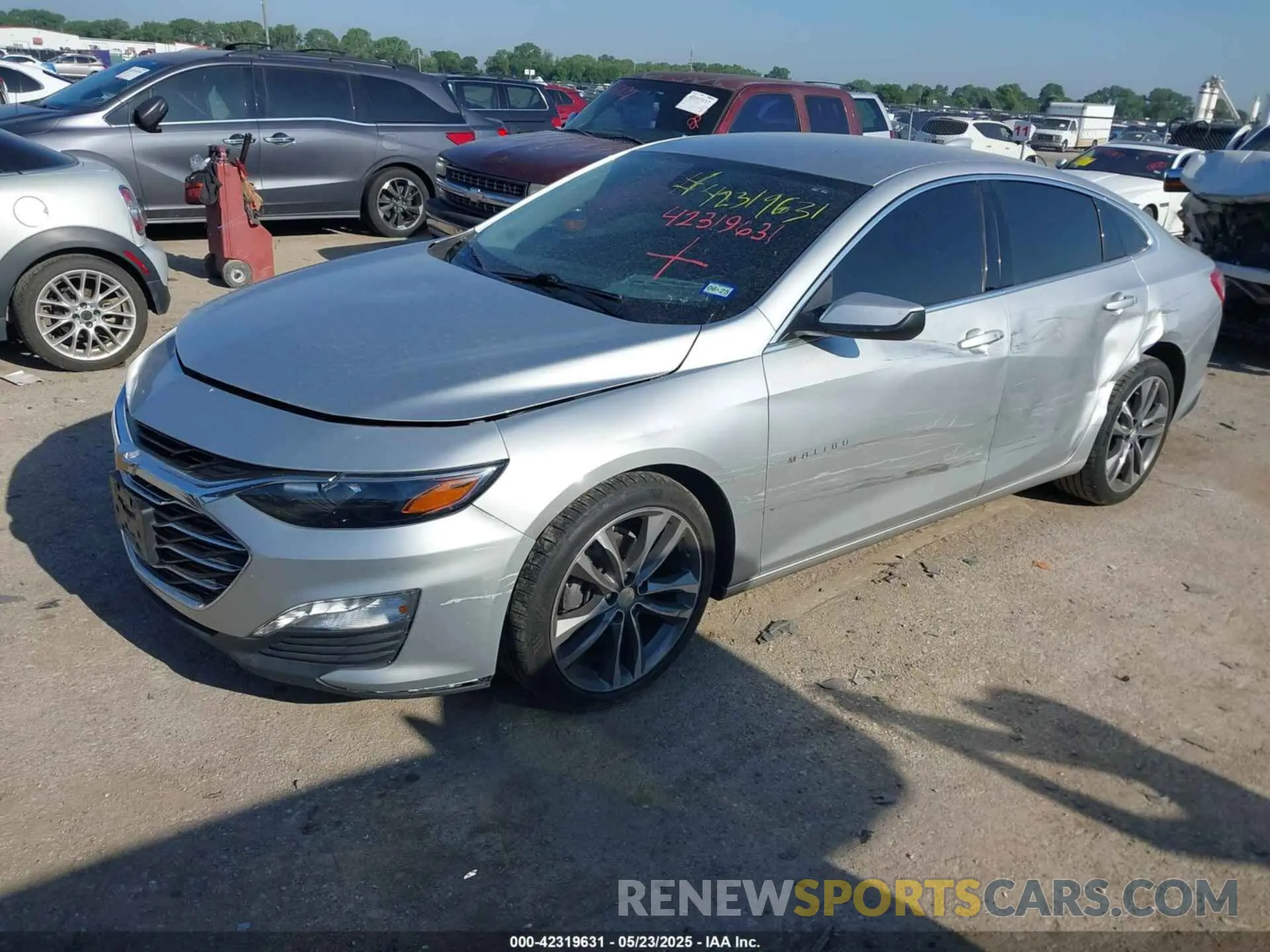 2 Photograph of a damaged car 1G1ZD5ST1MF005042 CHEVROLET MALIBU 2021