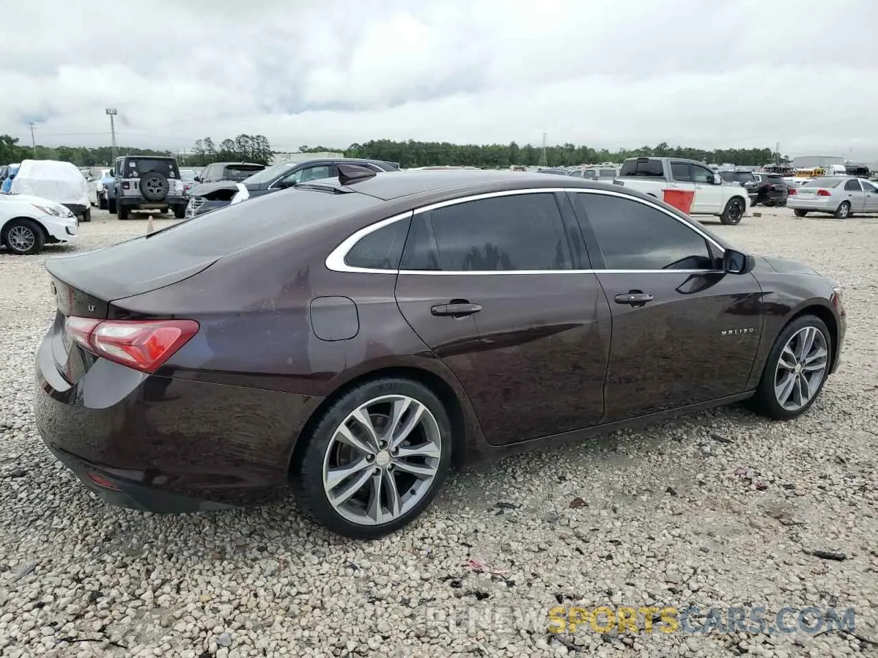 3 Photograph of a damaged car 1G1ZD5ST1MF005414 CHEVROLET MALIBU 2021