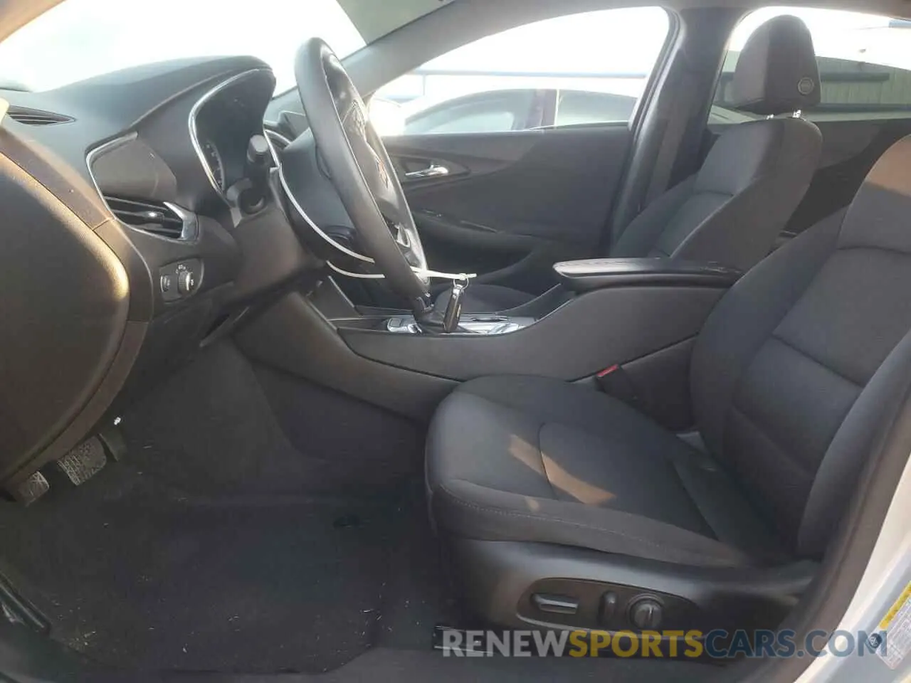 7 Photograph of a damaged car 1G1ZD5ST1MF008006 CHEVROLET MALIBU 2021