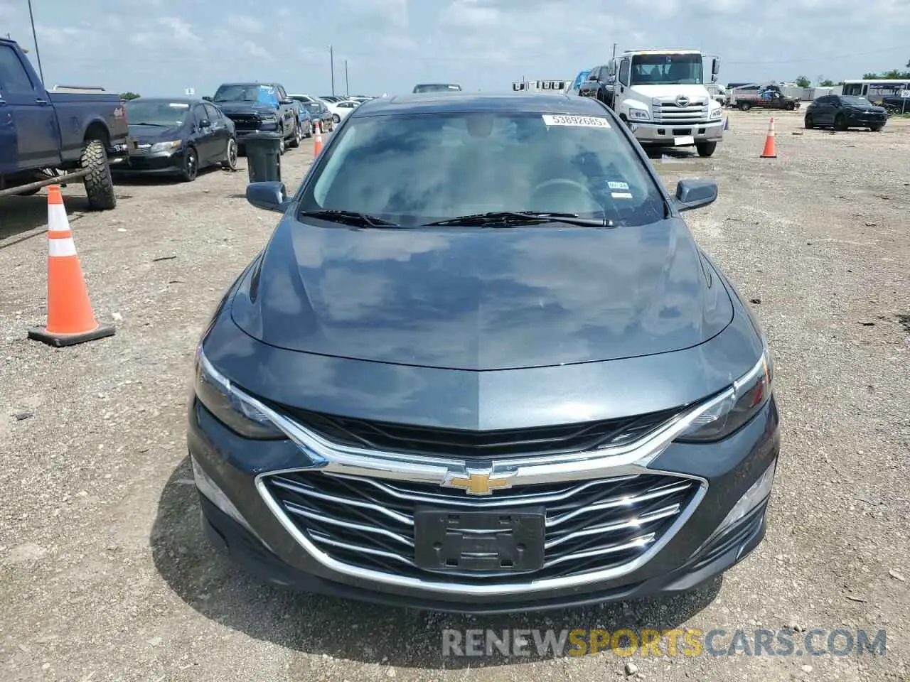 5 Photograph of a damaged car 1G1ZD5ST1MF020267 CHEVROLET MALIBU 2021
