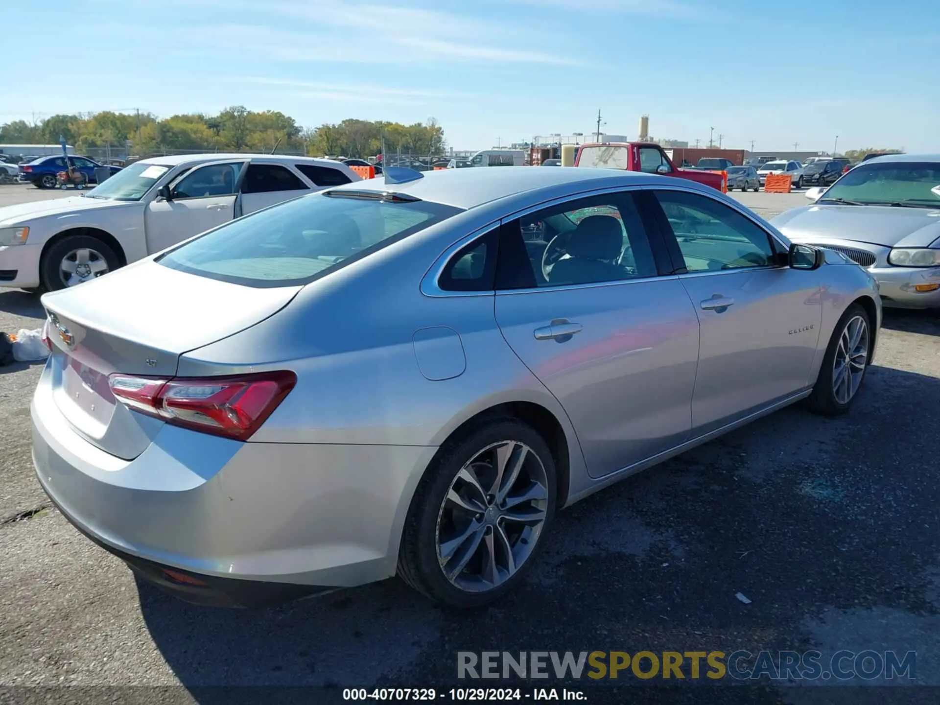 4 Photograph of a damaged car 1G1ZD5ST1MF026618 CHEVROLET MALIBU 2021
