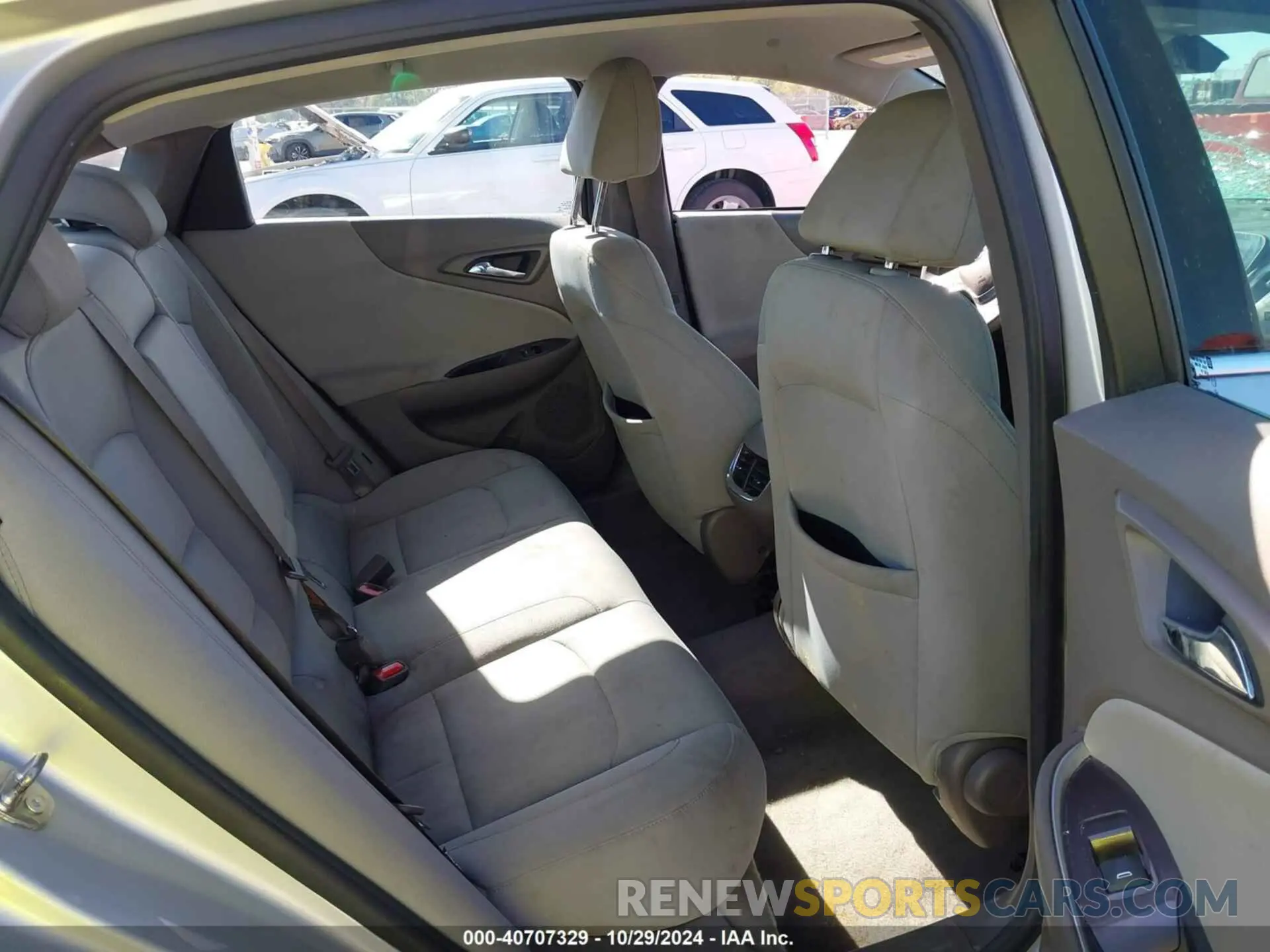 8 Photograph of a damaged car 1G1ZD5ST1MF026618 CHEVROLET MALIBU 2021