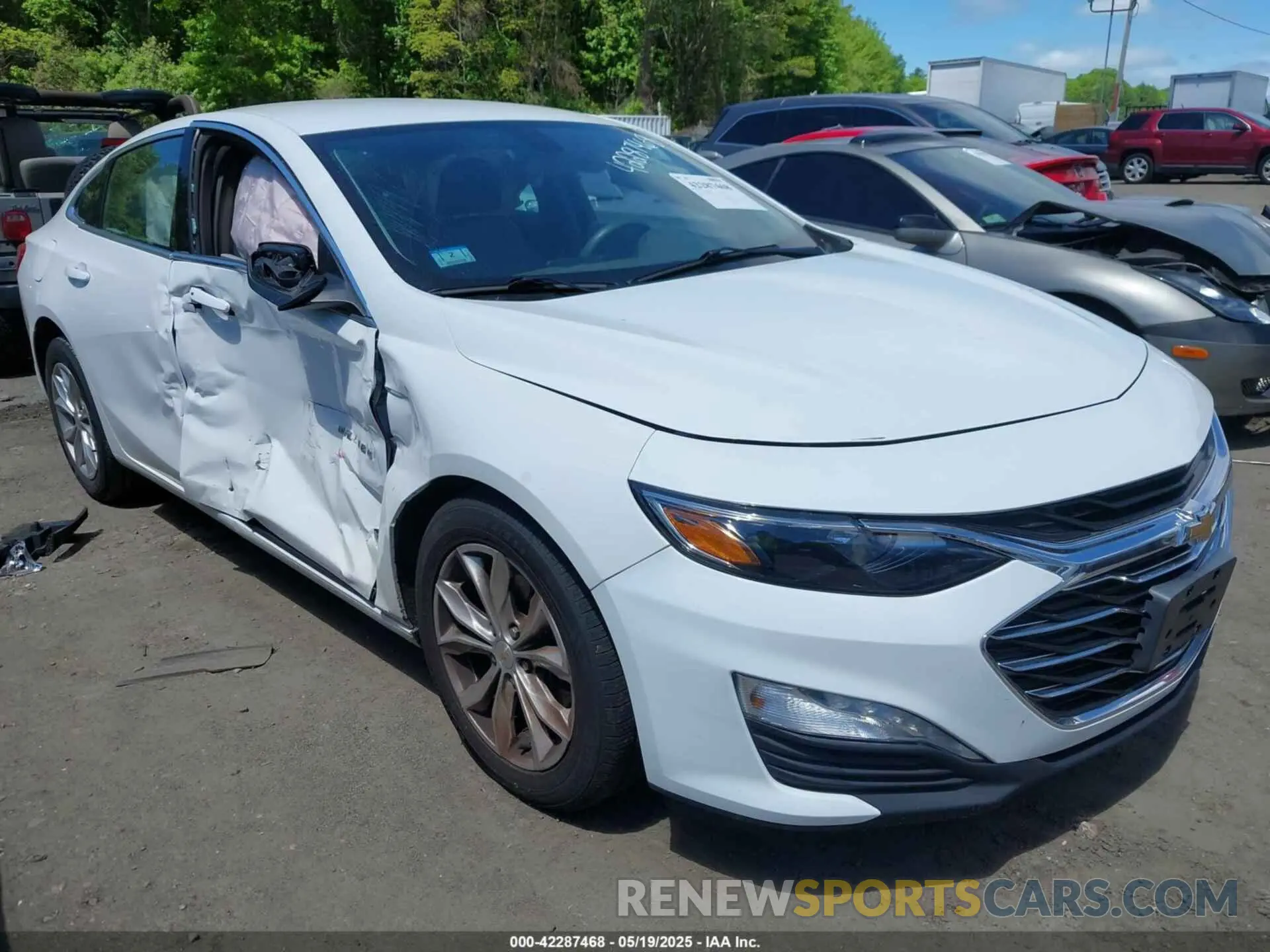 1 Photograph of a damaged car 1G1ZD5ST1MF028885 CHEVROLET MALIBU 2021