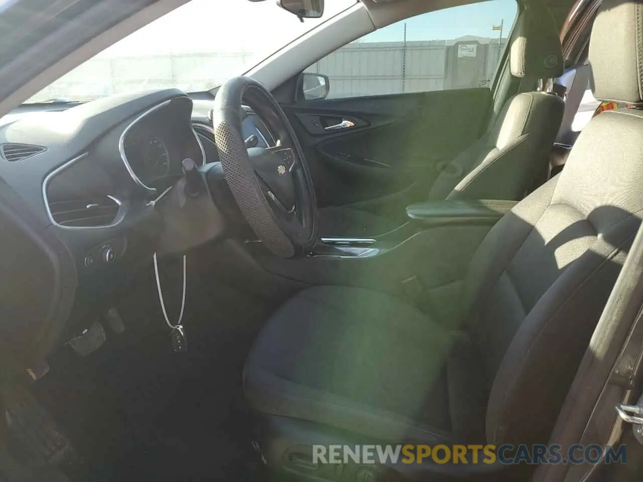 7 Photograph of a damaged car 1G1ZD5ST1MF072174 CHEVROLET MALIBU 2021