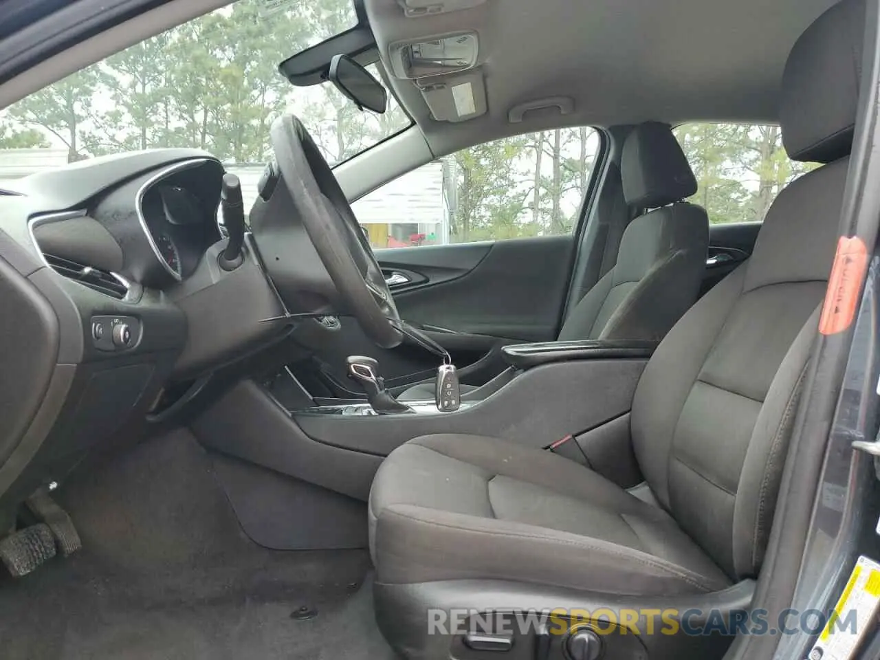 7 Photograph of a damaged car 1G1ZD5ST1MF077956 CHEVROLET MALIBU 2021