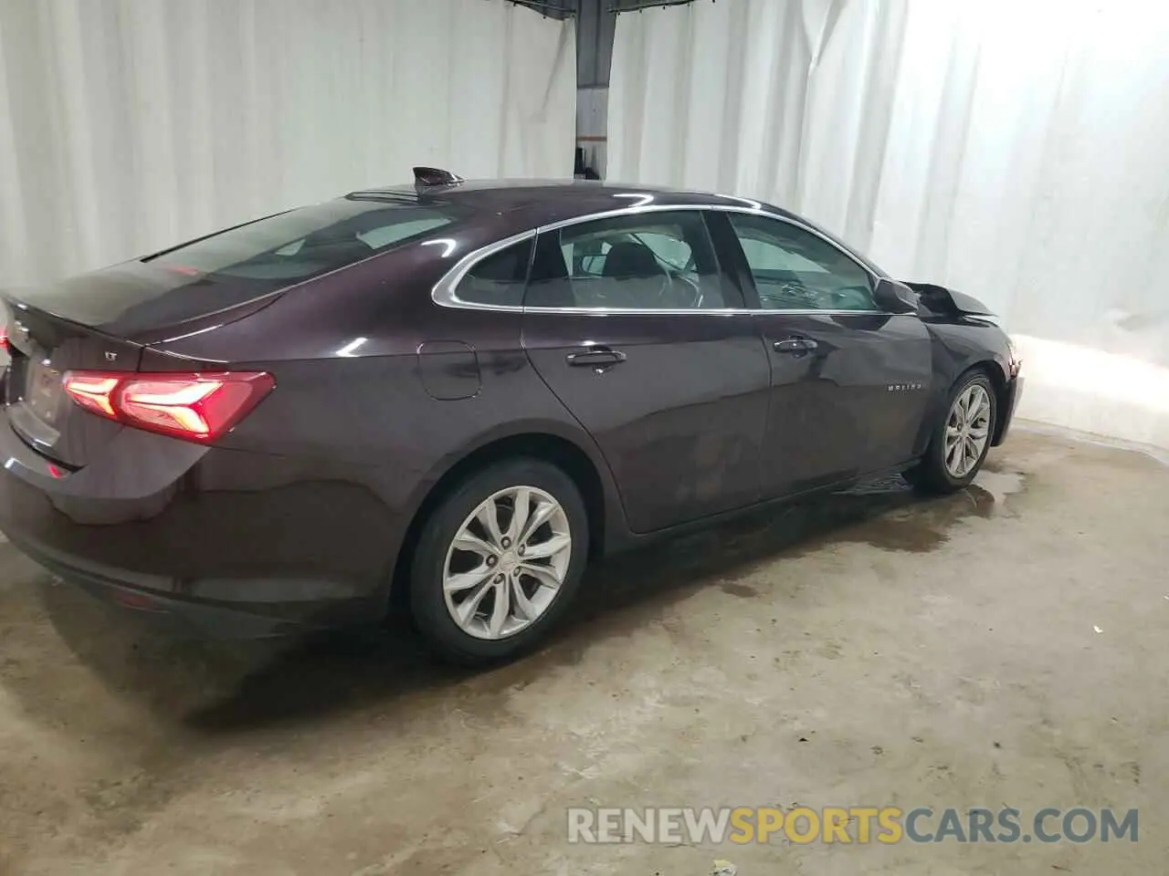 3 Photograph of a damaged car 1G1ZD5ST2MF006054 CHEVROLET MALIBU 2021