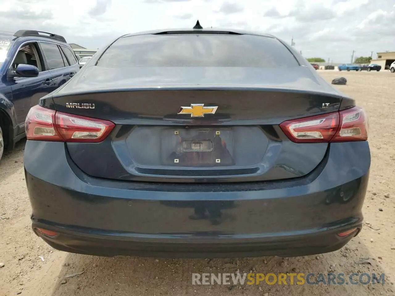 6 Photograph of a damaged car 1G1ZD5ST2MF021069 CHEVROLET MALIBU 2021
