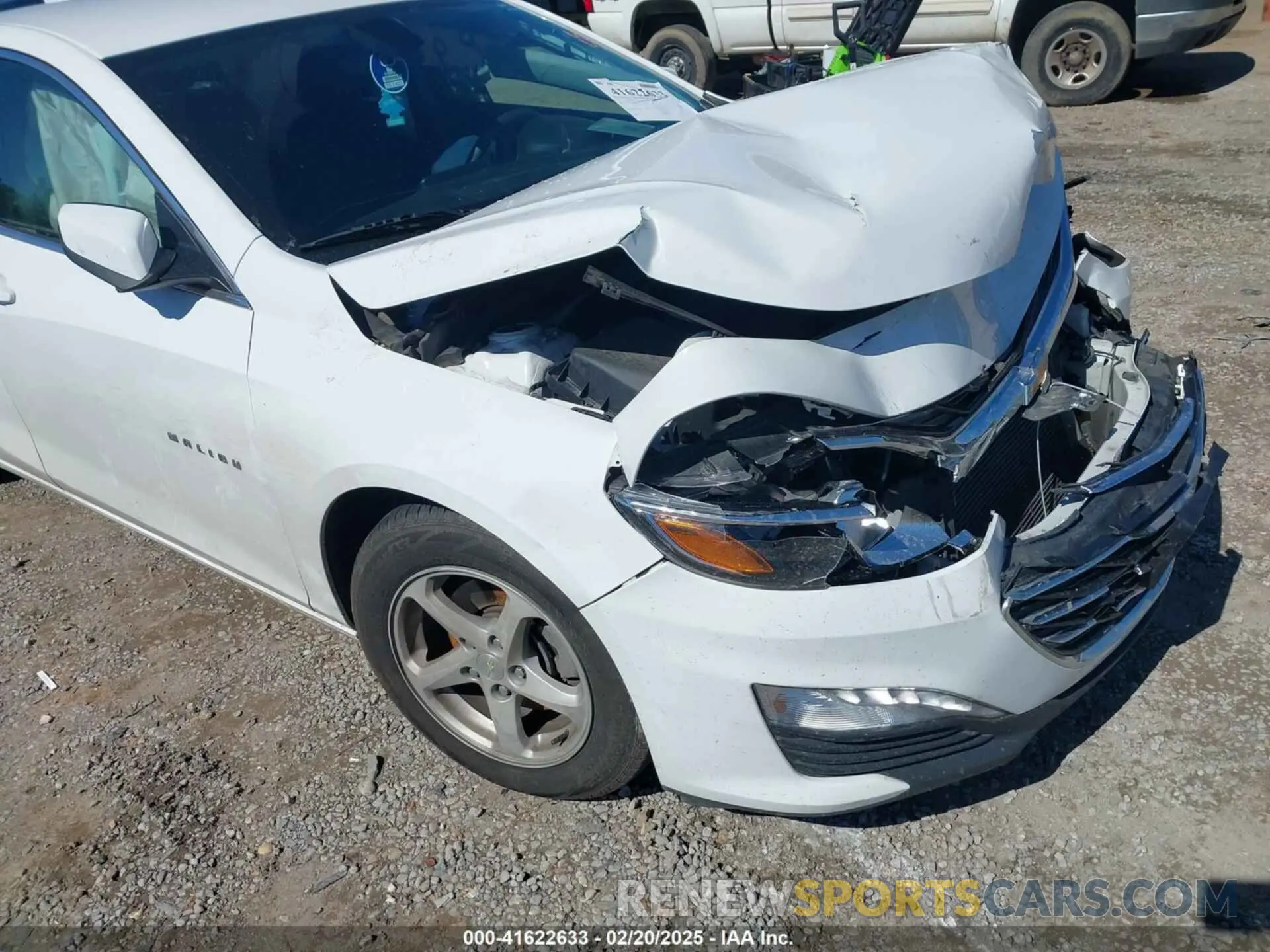 18 Photograph of a damaged car 1G1ZD5ST2MF021993 CHEVROLET MALIBU 2021