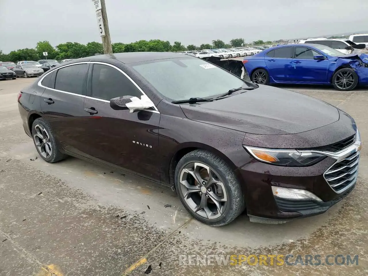 4 Photograph of a damaged car 1G1ZD5ST2MF023579 CHEVROLET MALIBU 2021