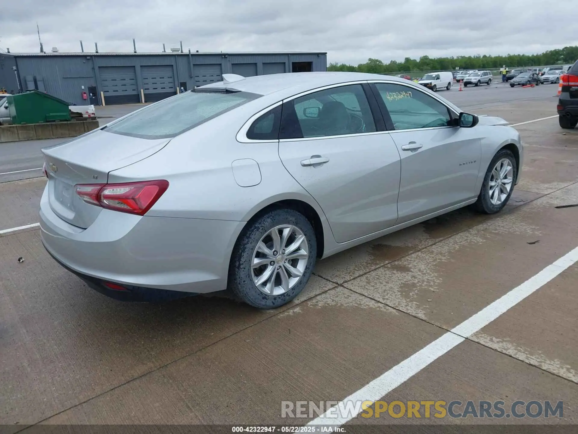 4 Photograph of a damaged car 1G1ZD5ST2MF024246 CHEVROLET MALIBU 2021