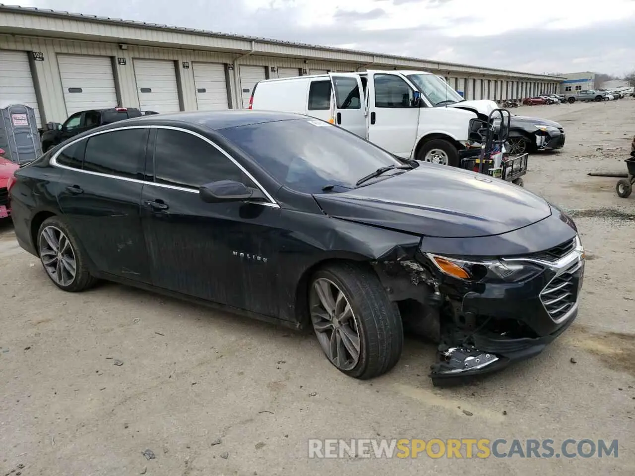 4 Photograph of a damaged car 1G1ZD5ST2MF026255 CHEVROLET MALIBU 2021