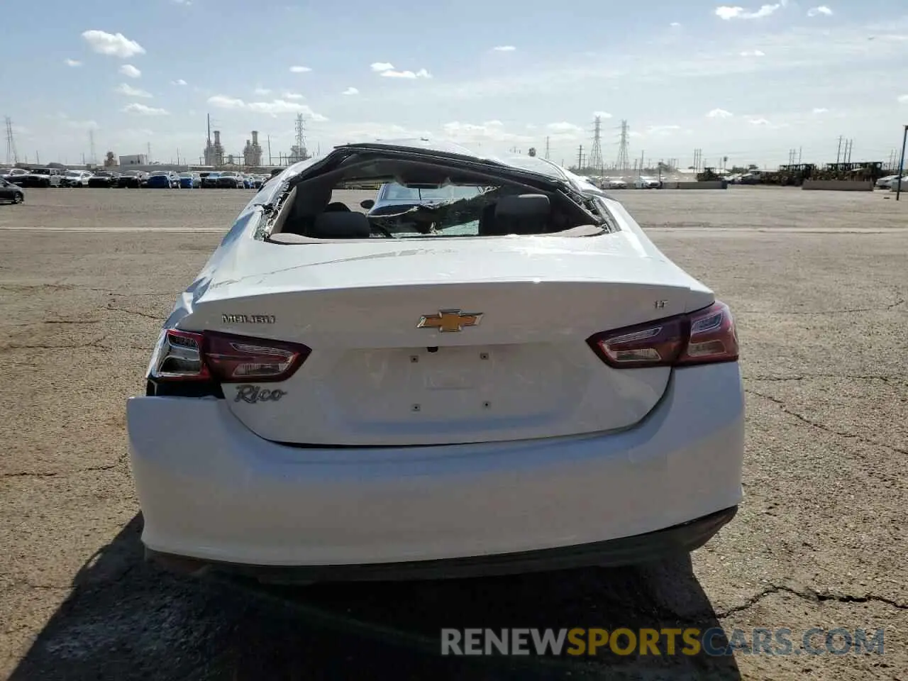 6 Photograph of a damaged car 1G1ZD5ST2MF045677 CHEVROLET MALIBU 2021