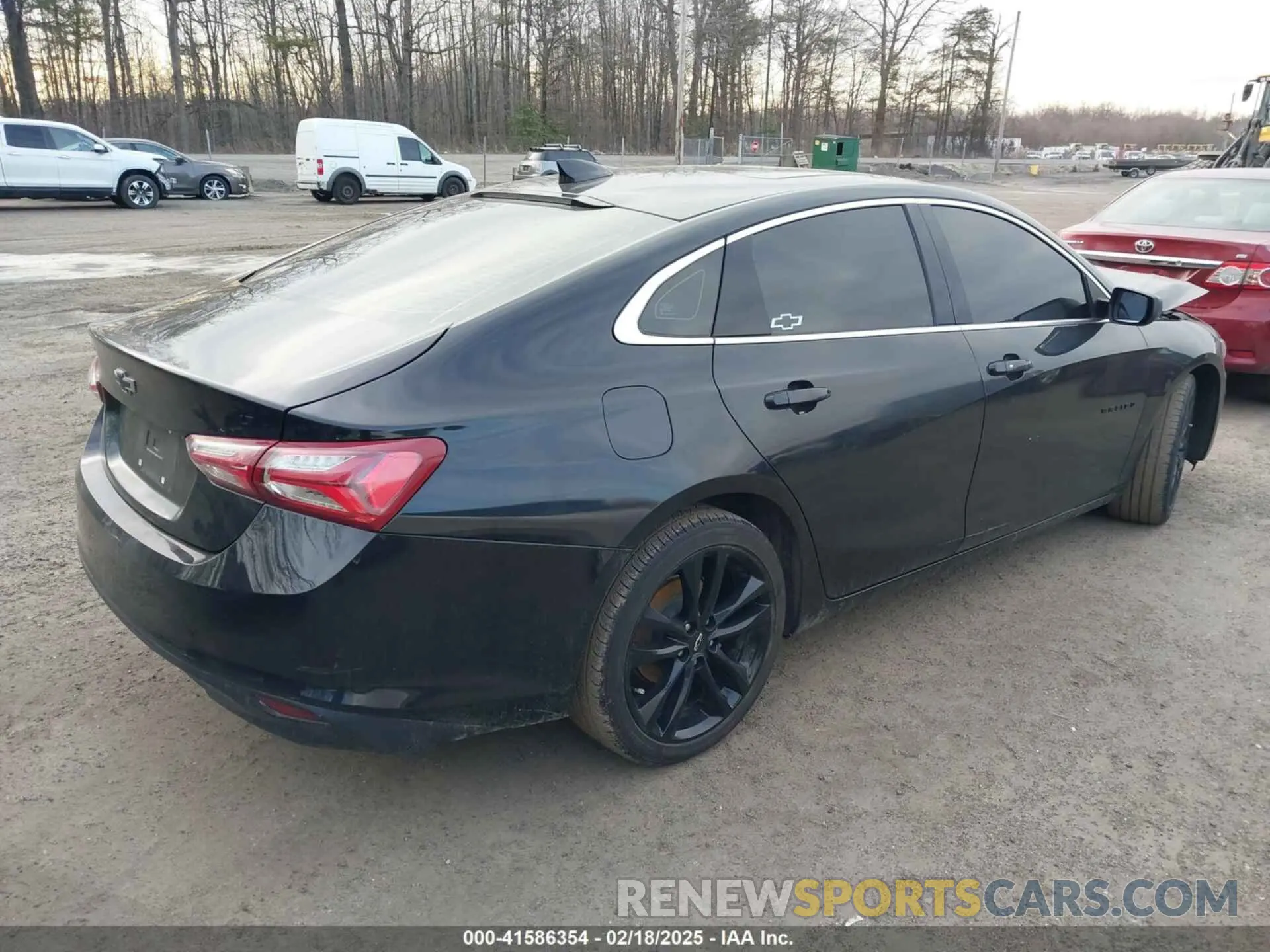 4 Photograph of a damaged car 1G1ZD5ST2MF070336 CHEVROLET MALIBU 2021