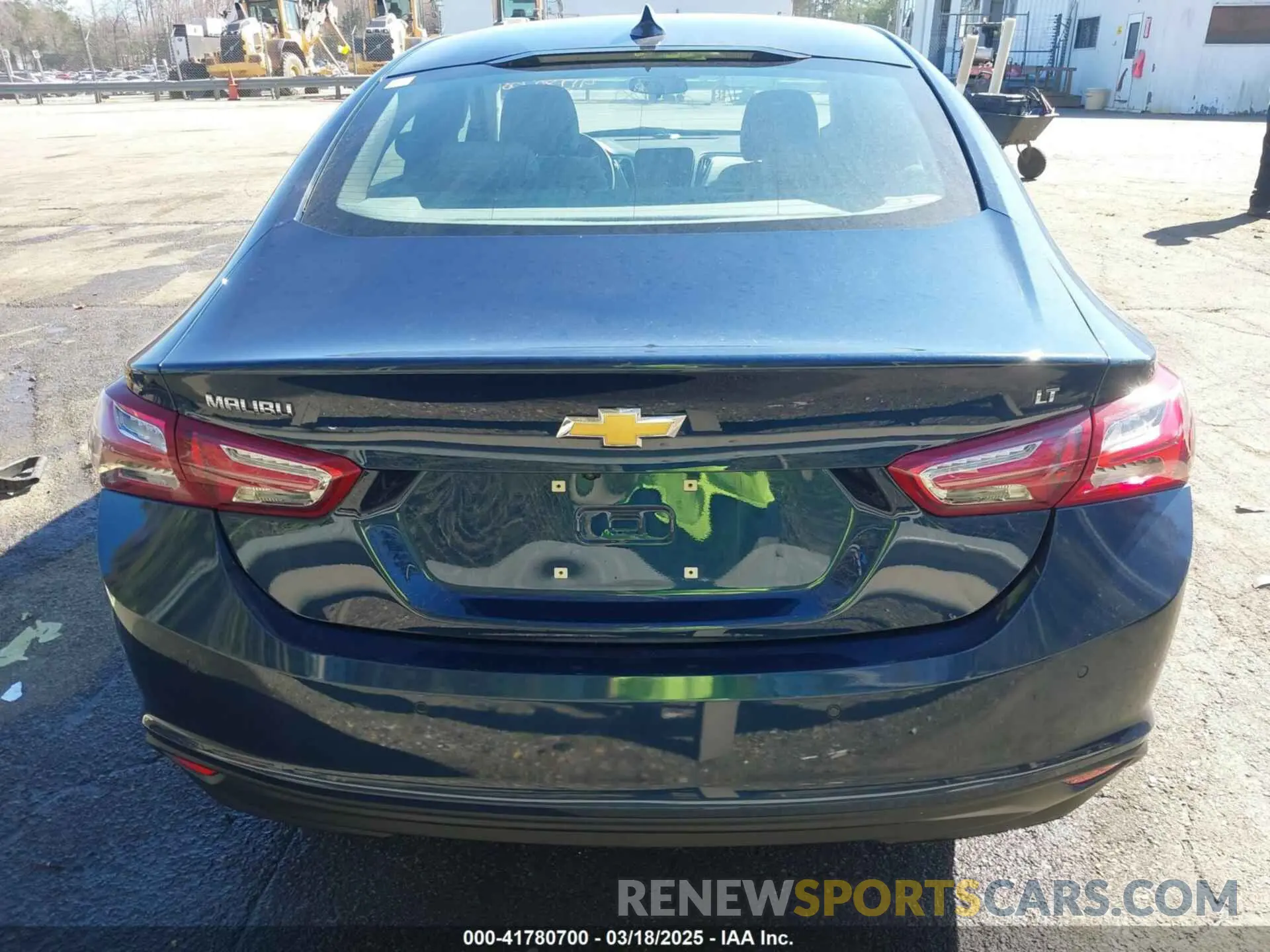 17 Photograph of a damaged car 1G1ZD5ST2MF084155 CHEVROLET MALIBU 2021