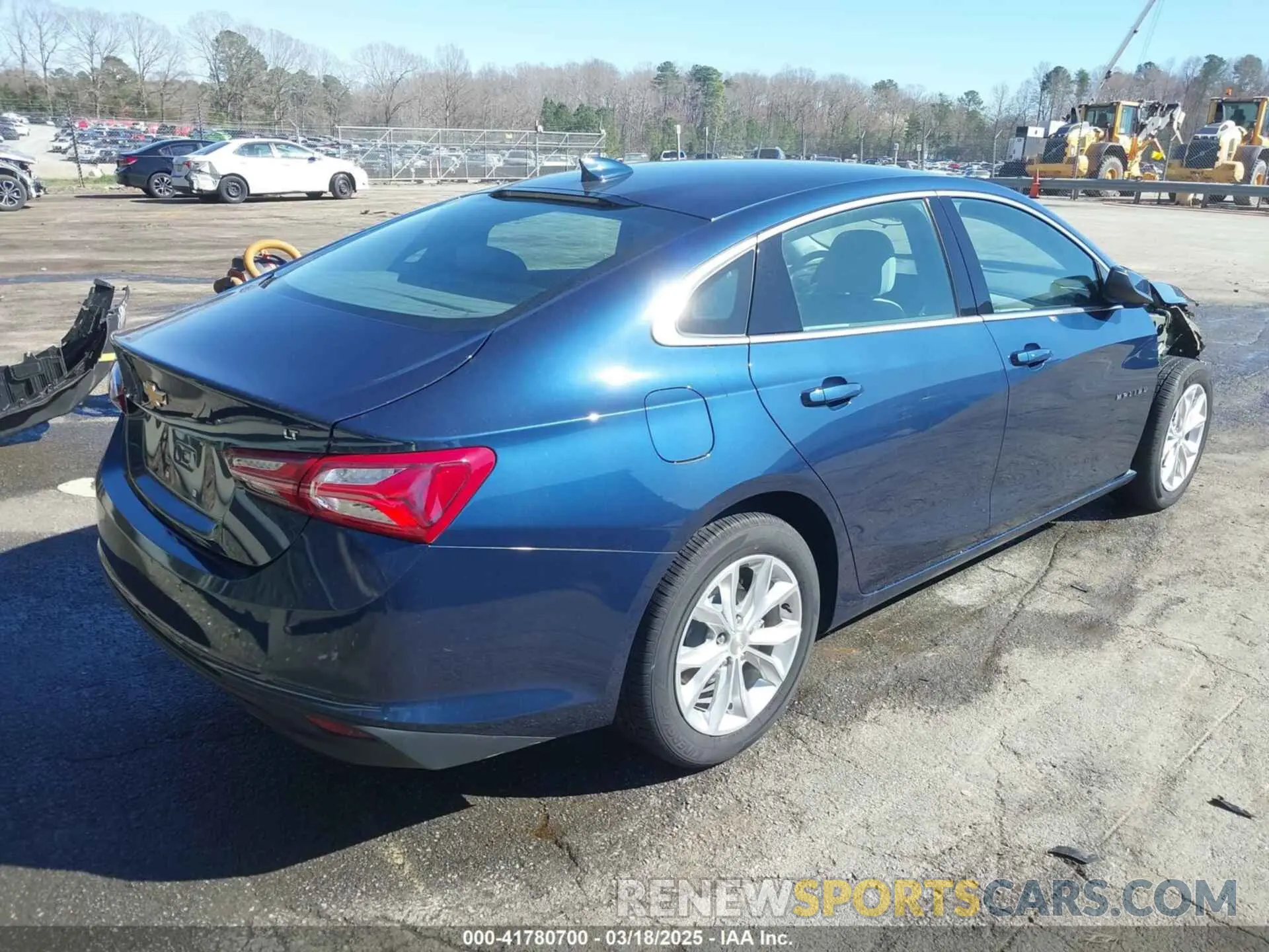 4 Photograph of a damaged car 1G1ZD5ST2MF084155 CHEVROLET MALIBU 2021