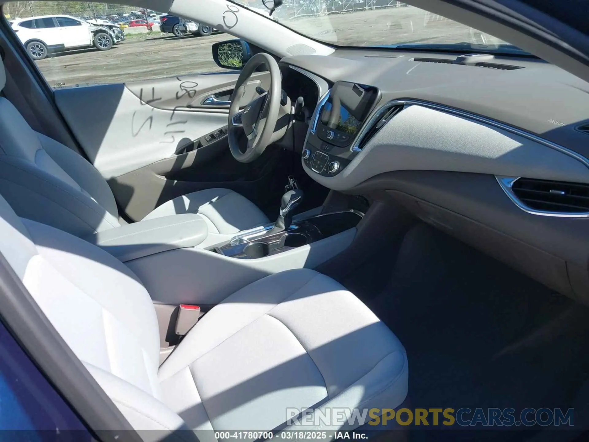 5 Photograph of a damaged car 1G1ZD5ST2MF084155 CHEVROLET MALIBU 2021