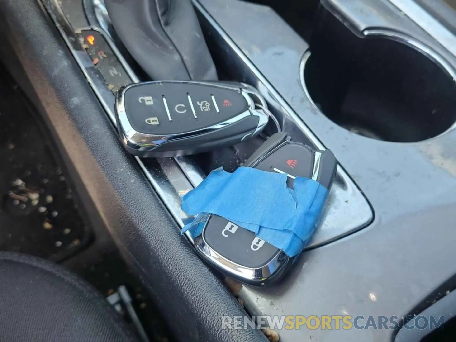2 Photograph of a damaged car 1G1ZD5ST3MF014115 CHEVROLET MALIBU 2021