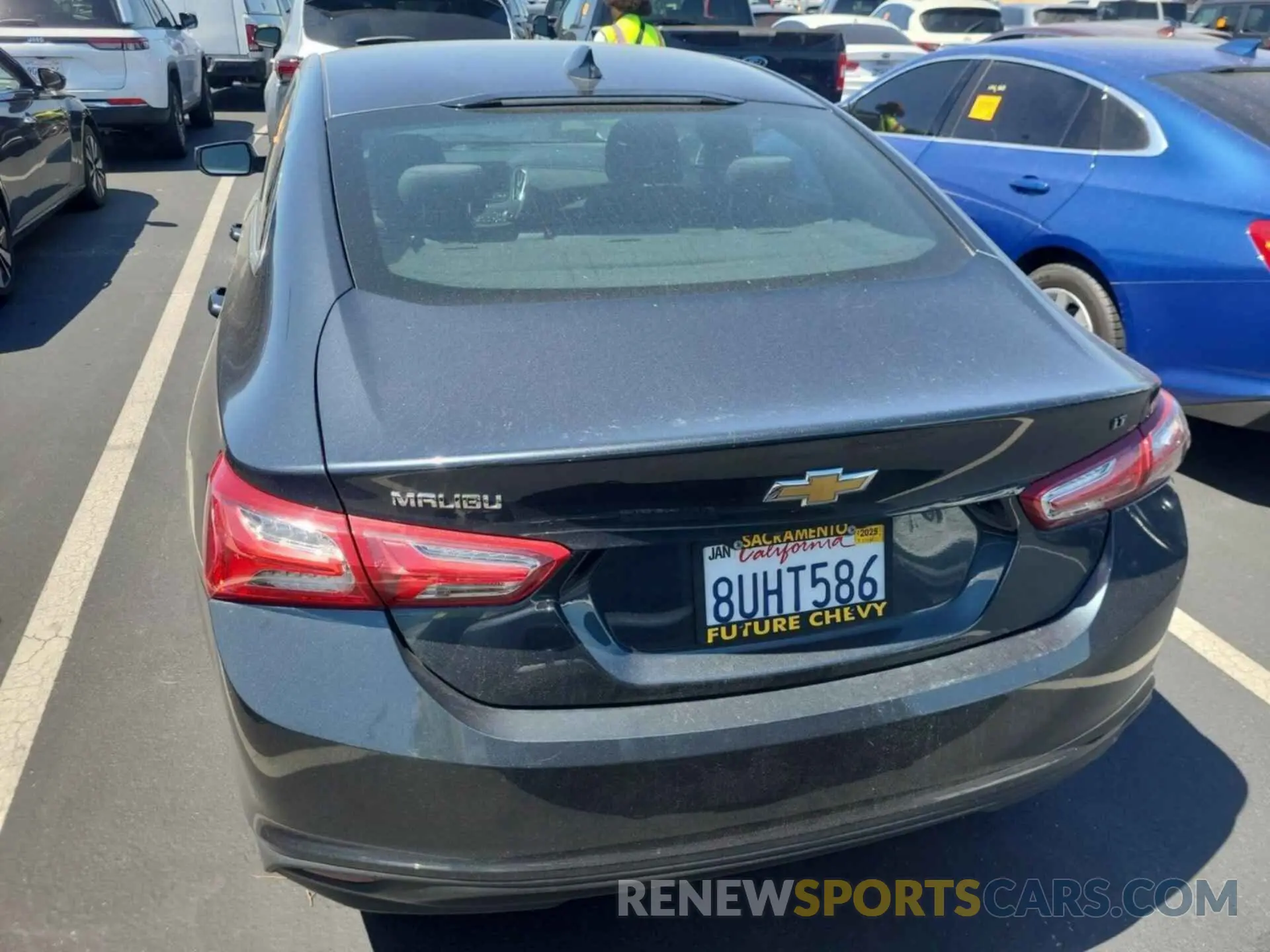 32 Photograph of a damaged car 1G1ZD5ST3MF014115 CHEVROLET MALIBU 2021