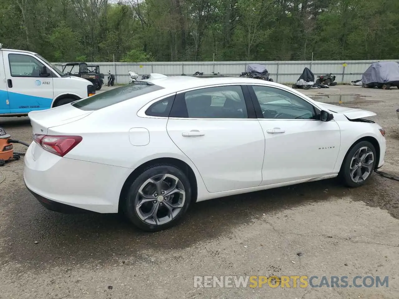 3 Photograph of a damaged car 1G1ZD5ST3MF028533 CHEVROLET MALIBU 2021