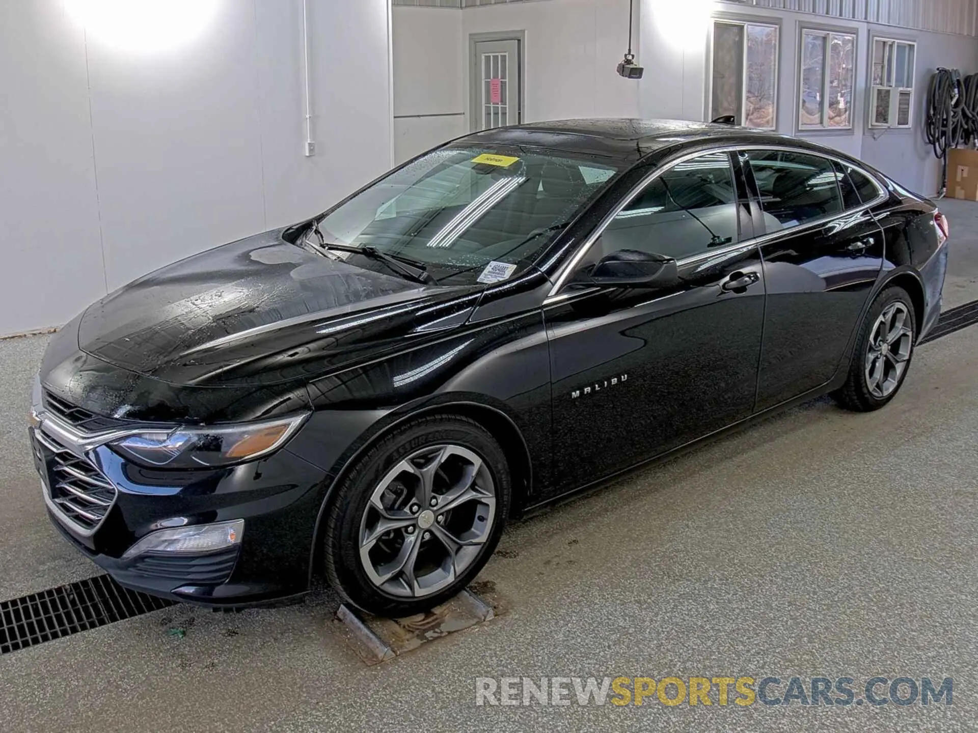 16 Photograph of a damaged car 1G1ZD5ST3MF033554 CHEVROLET MALIBU 2021
