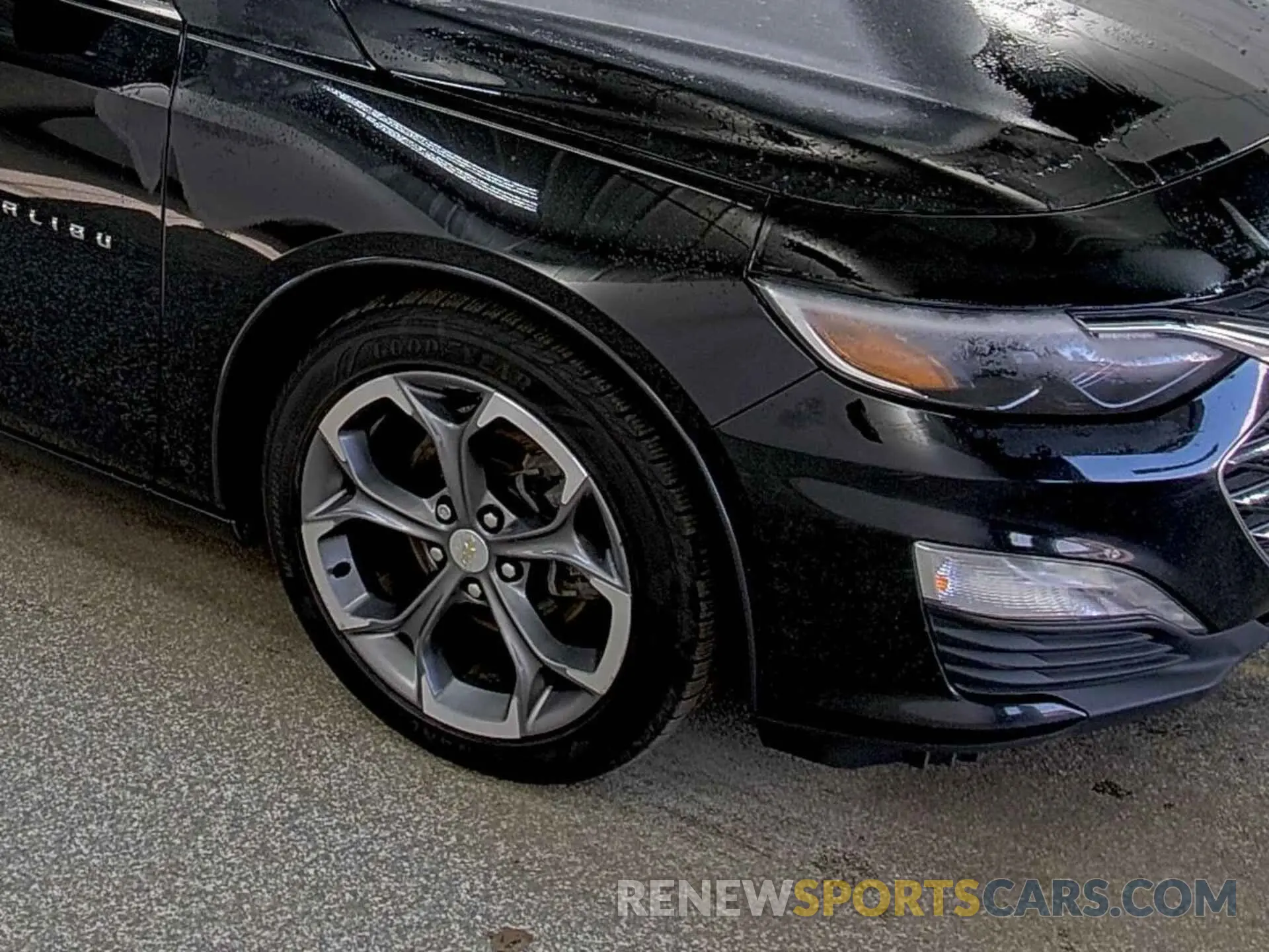 2 Photograph of a damaged car 1G1ZD5ST3MF033554 CHEVROLET MALIBU 2021
