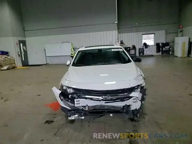 10 Photograph of a damaged car 1G1ZD5ST3MF063024 CHEVROLET MALIBU 2021