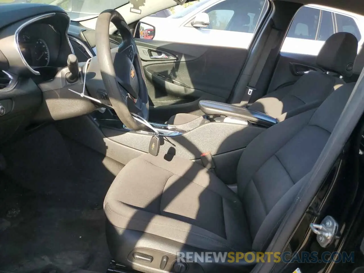 7 Photograph of a damaged car 1G1ZD5ST3MF065467 CHEVROLET MALIBU 2021
