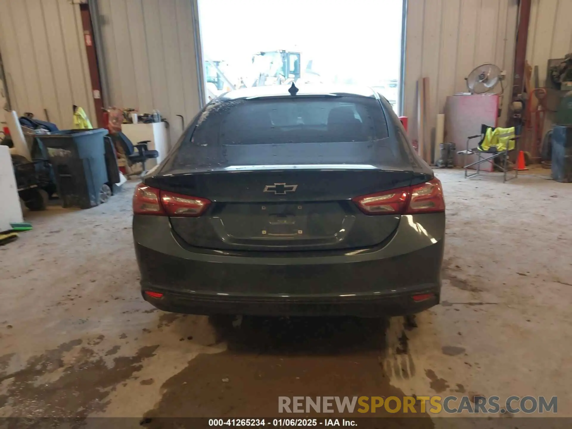 17 Photograph of a damaged car 1G1ZD5ST3MF067056 CHEVROLET MALIBU 2021