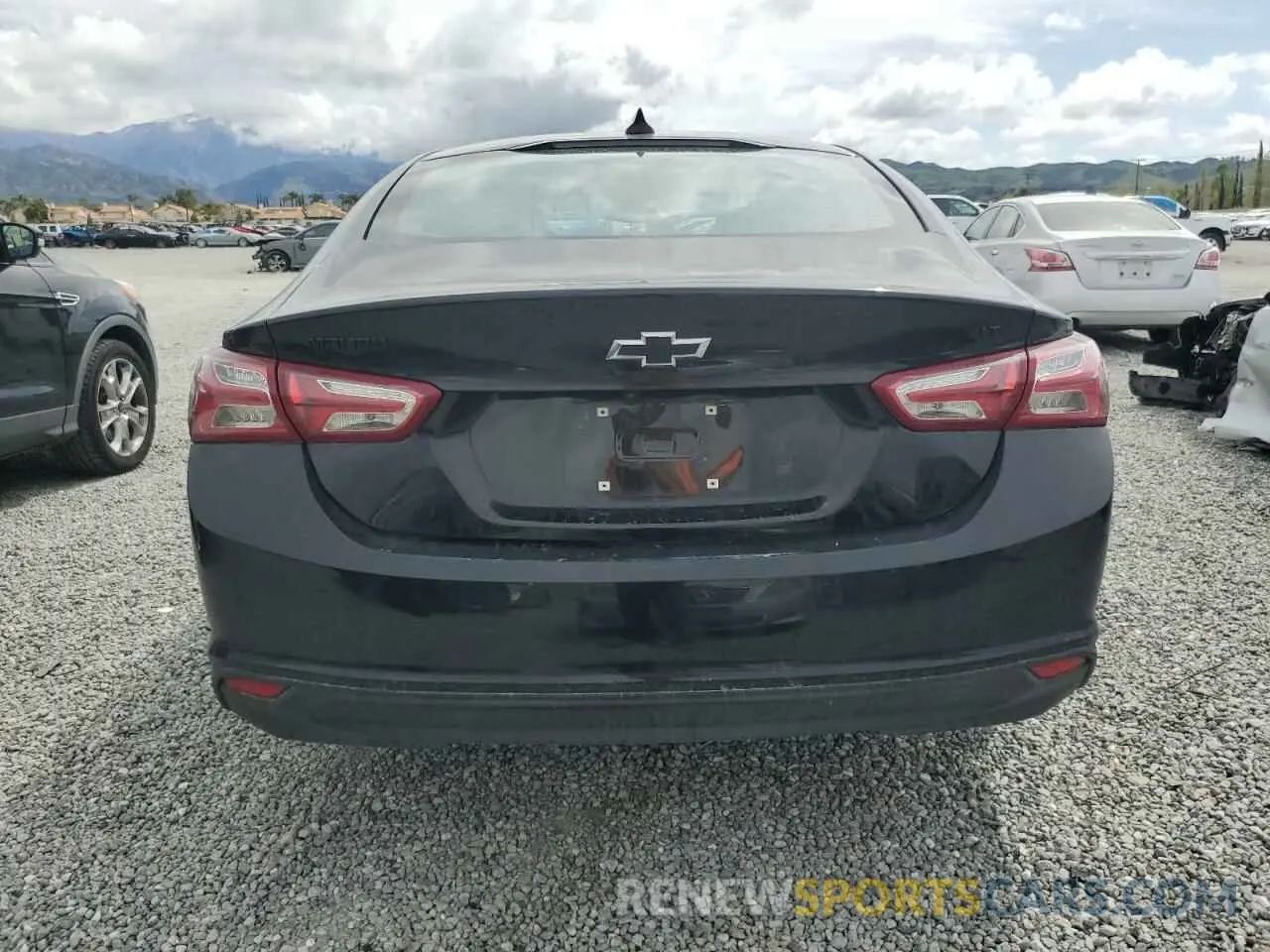 6 Photograph of a damaged car 1G1ZD5ST3MF069163 CHEVROLET MALIBU 2021