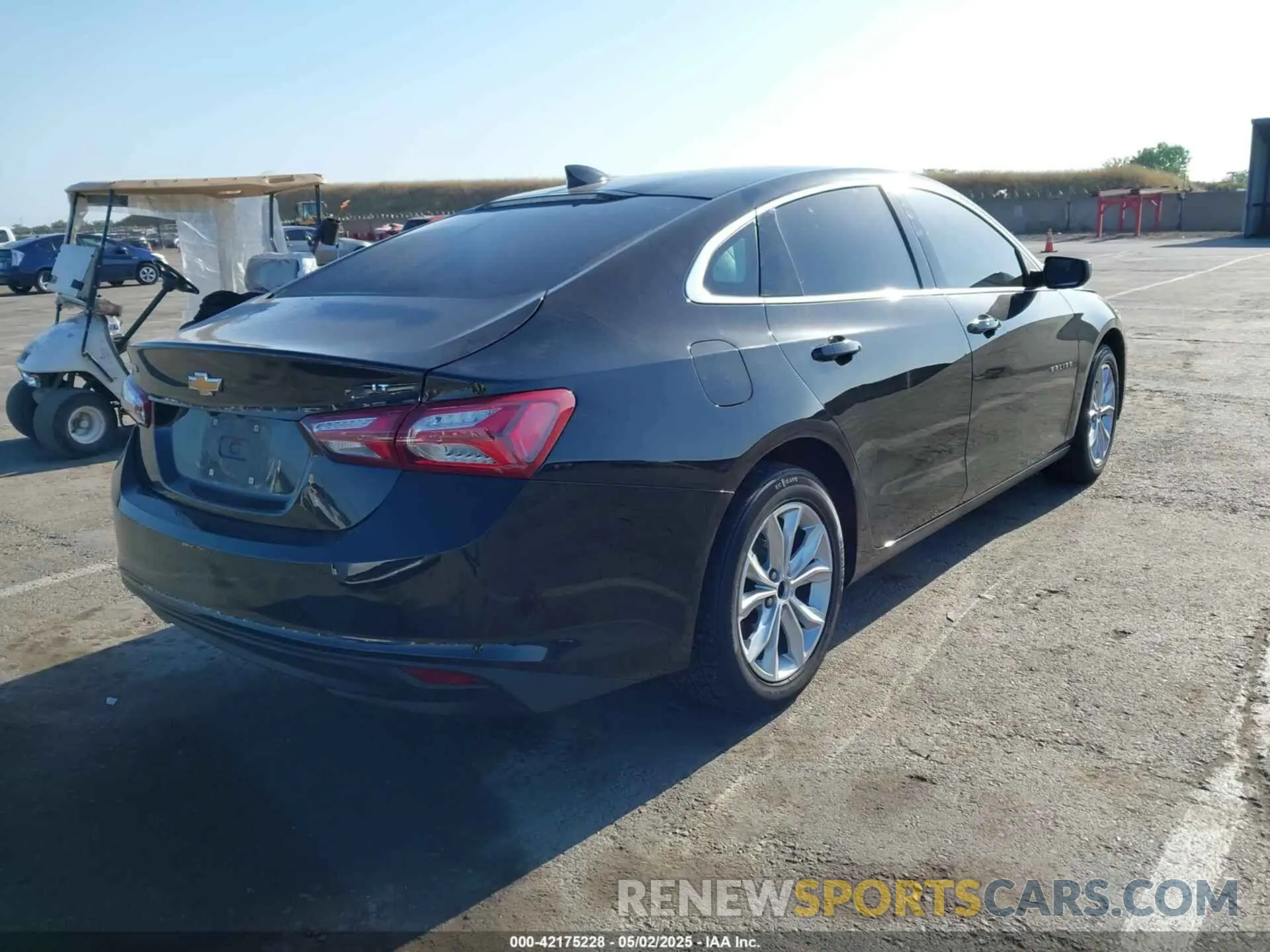 4 Photograph of a damaged car 1G1ZD5ST3MF069499 CHEVROLET MALIBU 2021
