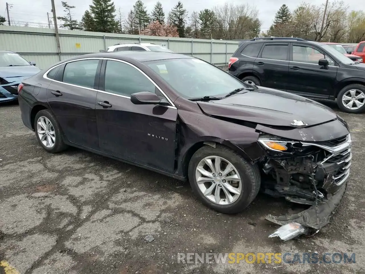 4 Photograph of a damaged car 1G1ZD5ST4MF008260 CHEVROLET MALIBU 2021