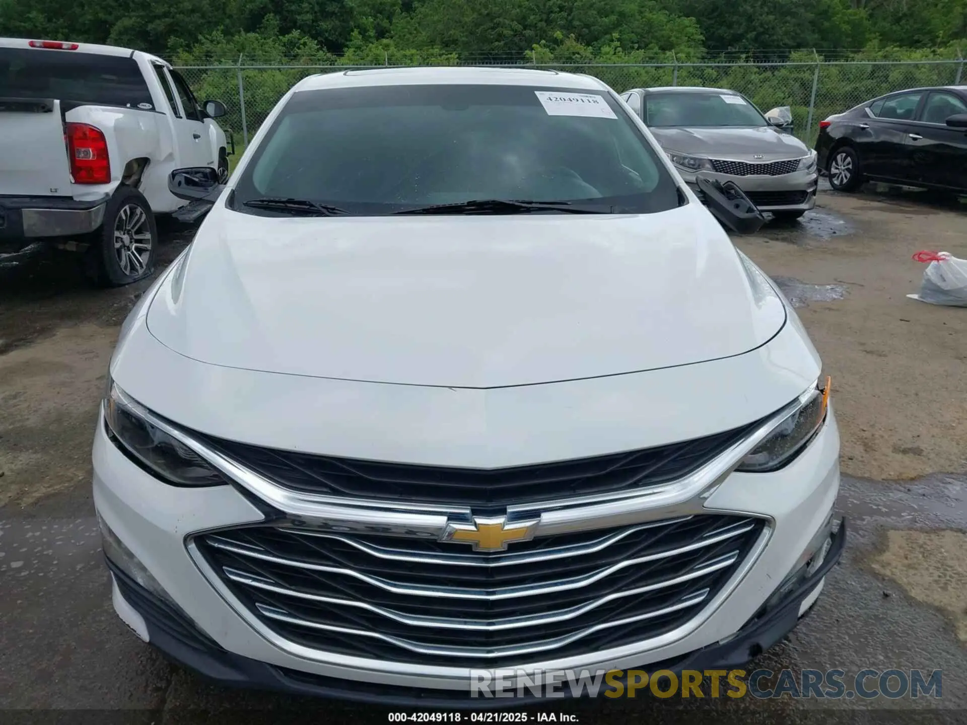 12 Photograph of a damaged car 1G1ZD5ST4MF013829 CHEVROLET MALIBU 2021
