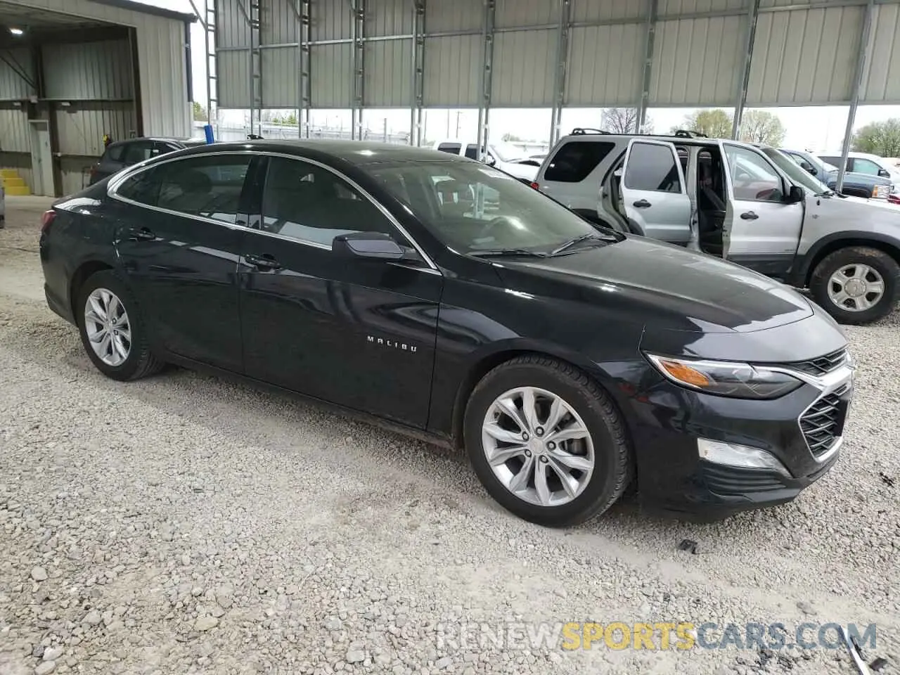4 Photograph of a damaged car 1G1ZD5ST4MF017847 CHEVROLET MALIBU 2021