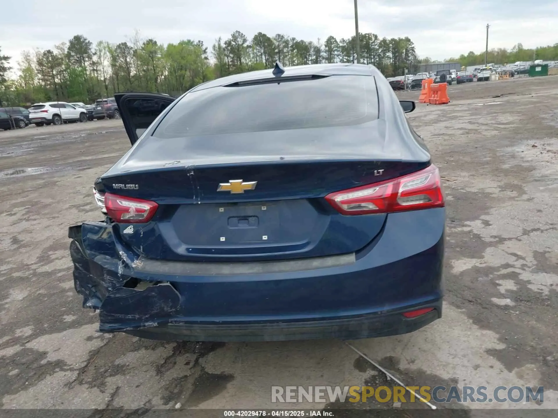 16 Photograph of a damaged car 1G1ZD5ST4MF018366 CHEVROLET MALIBU 2021