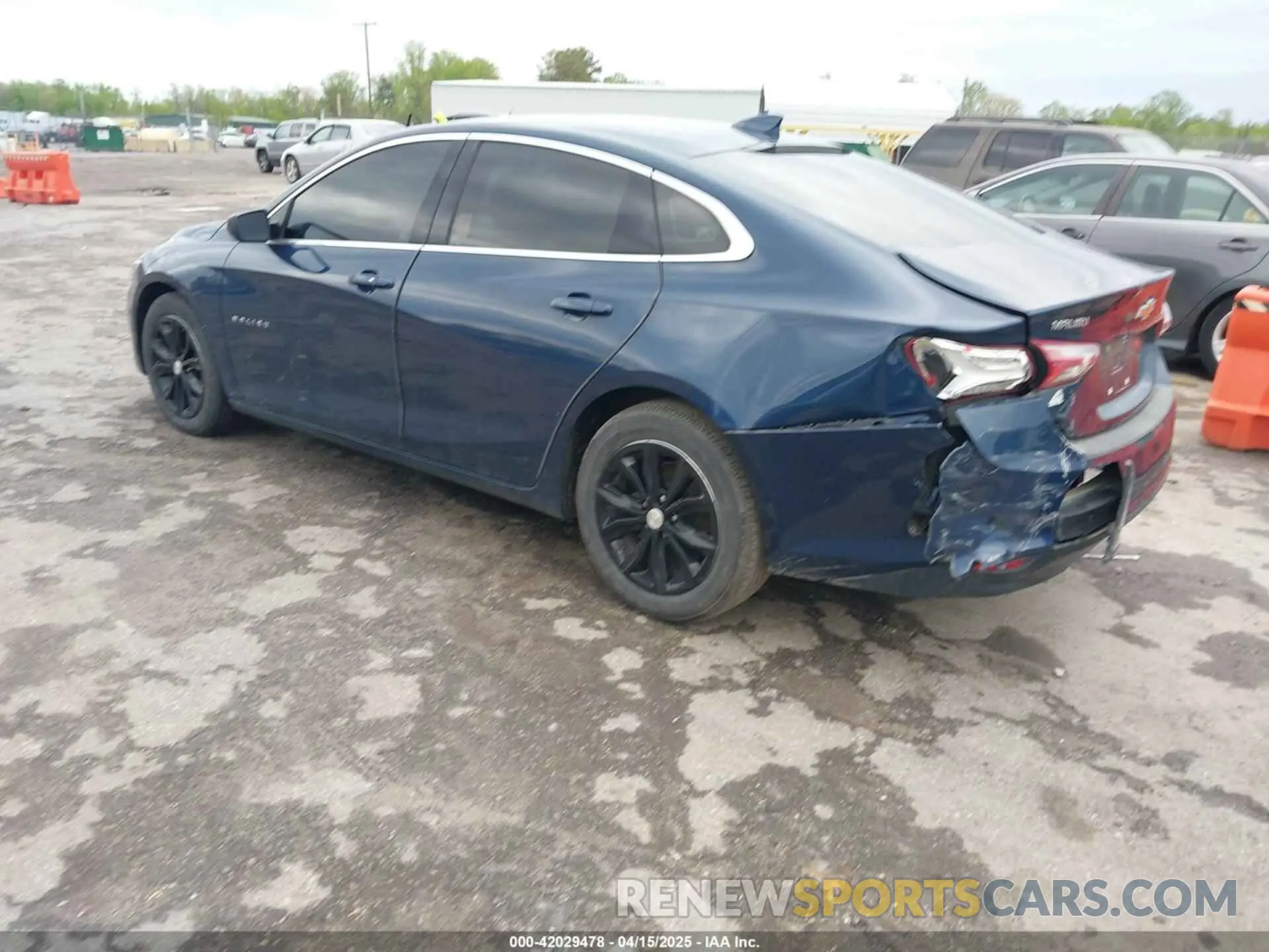 3 Photograph of a damaged car 1G1ZD5ST4MF018366 CHEVROLET MALIBU 2021