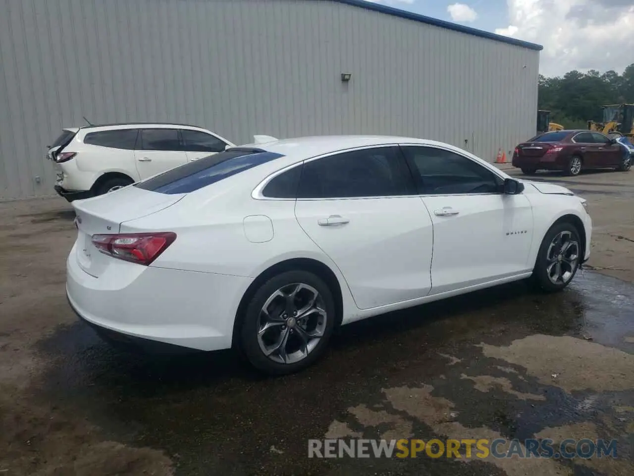 3 Photograph of a damaged car 1G1ZD5ST4MF030453 CHEVROLET MALIBU 2021