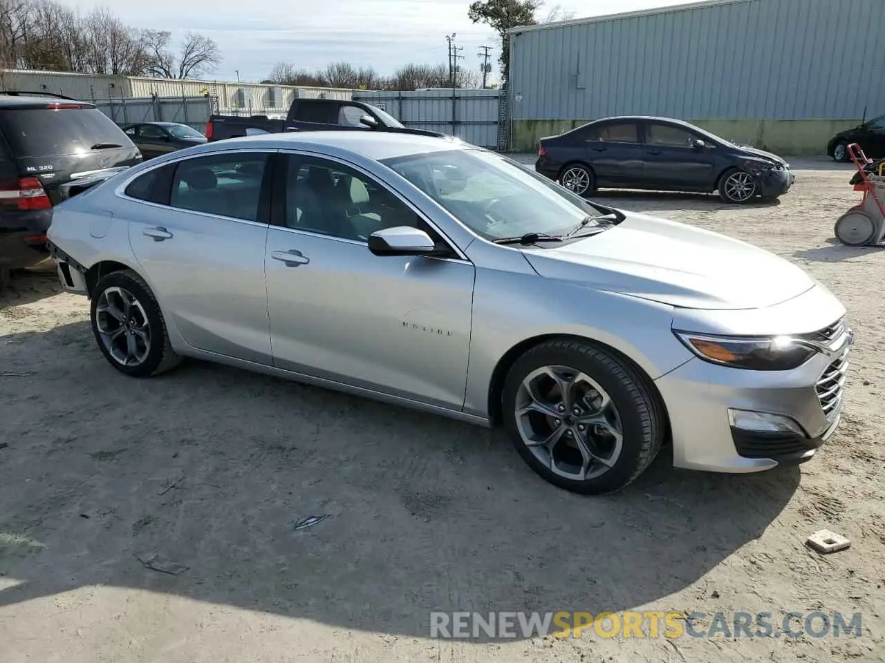 4 Photograph of a damaged car 1G1ZD5ST4MF034986 CHEVROLET MALIBU 2021