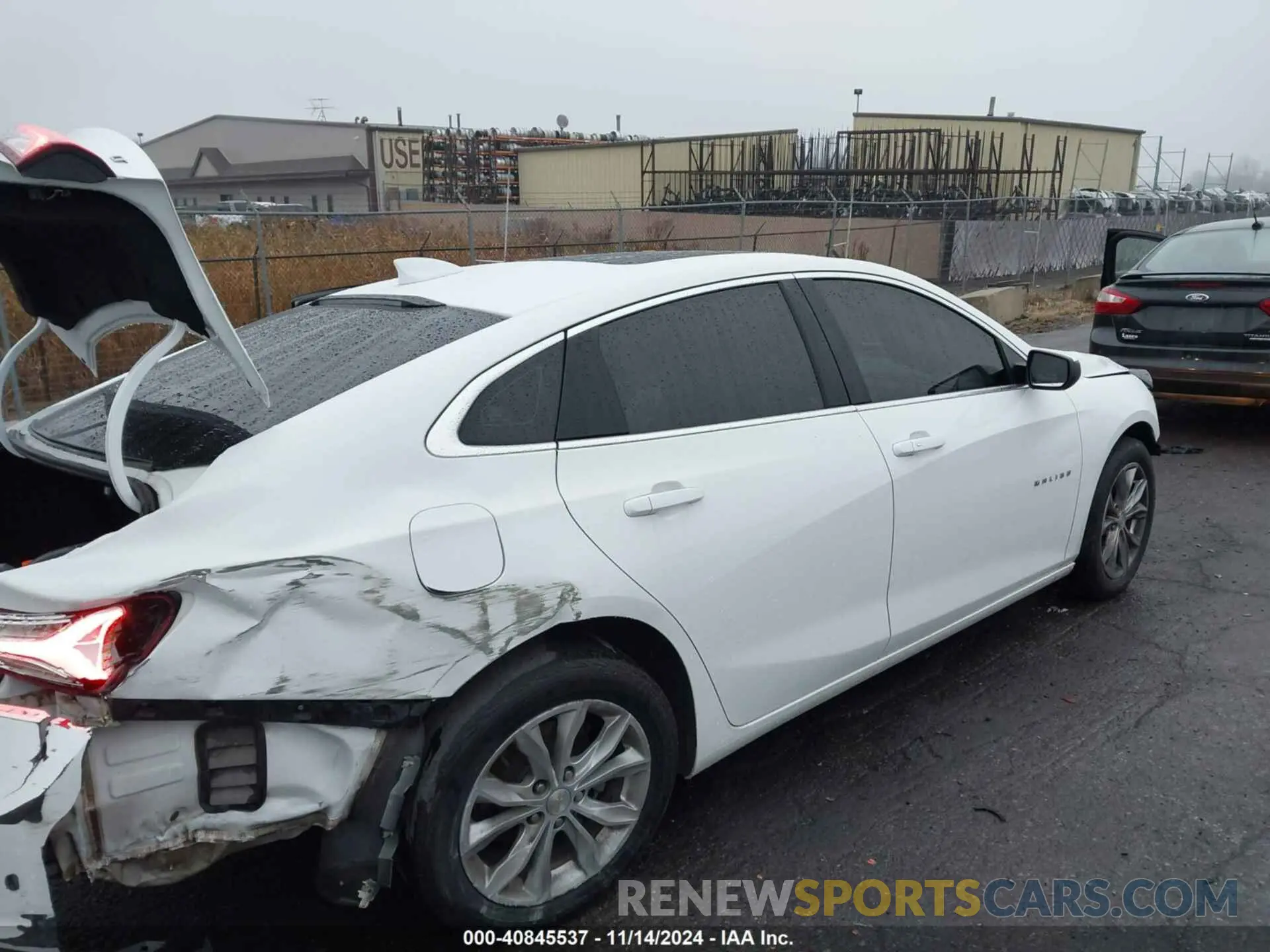 4 Photograph of a damaged car 1G1ZD5ST4MF047673 CHEVROLET MALIBU 2021