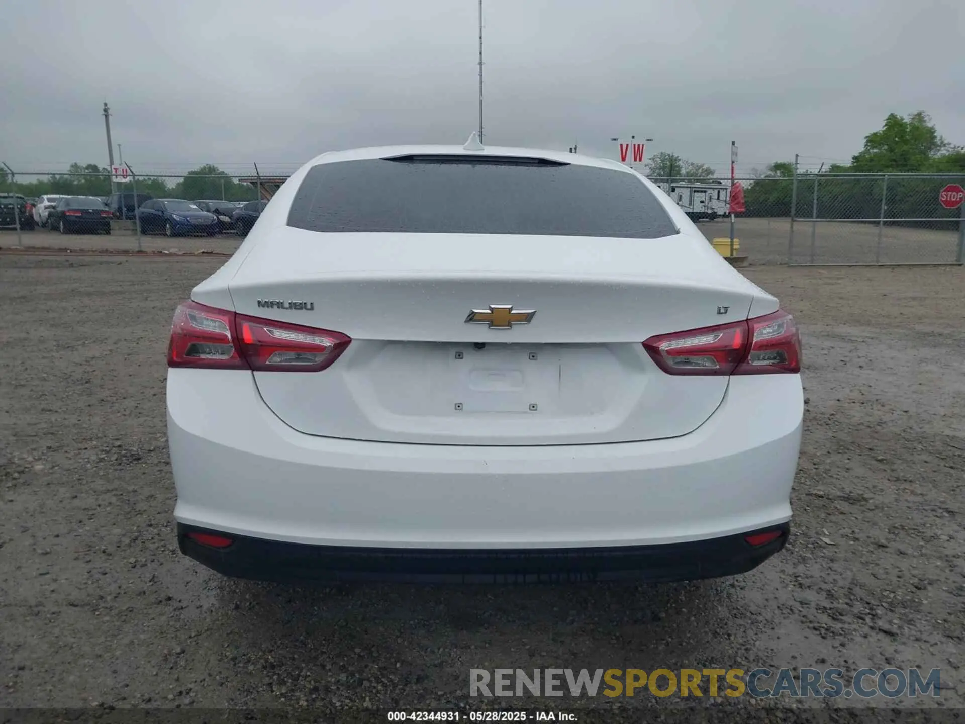 16 Photograph of a damaged car 1G1ZD5ST4MF056311 CHEVROLET MALIBU 2021