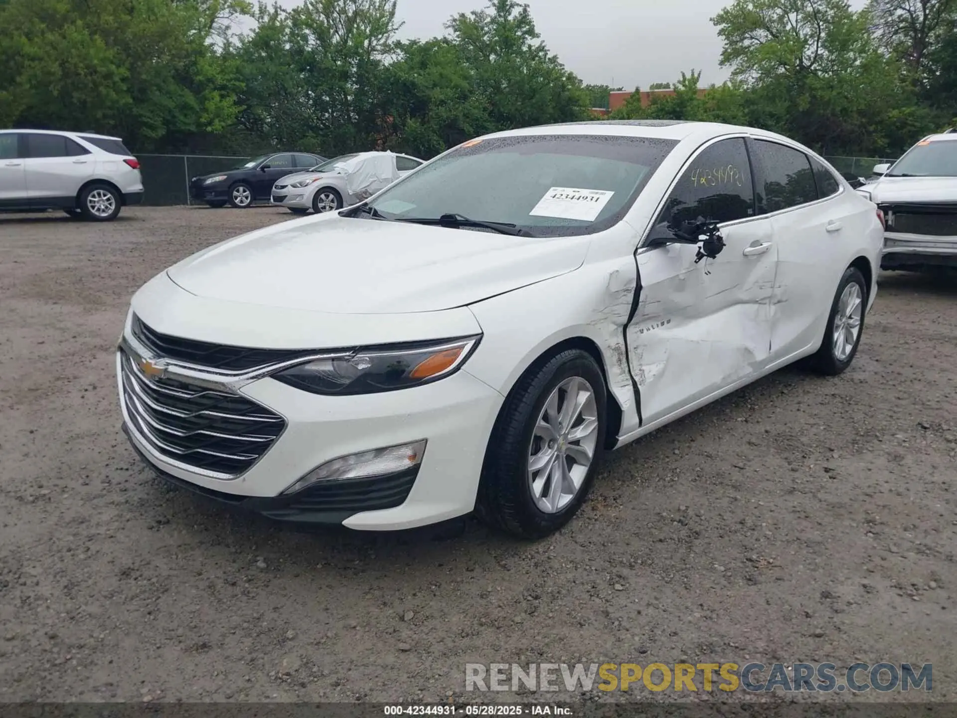 2 Photograph of a damaged car 1G1ZD5ST4MF056311 CHEVROLET MALIBU 2021