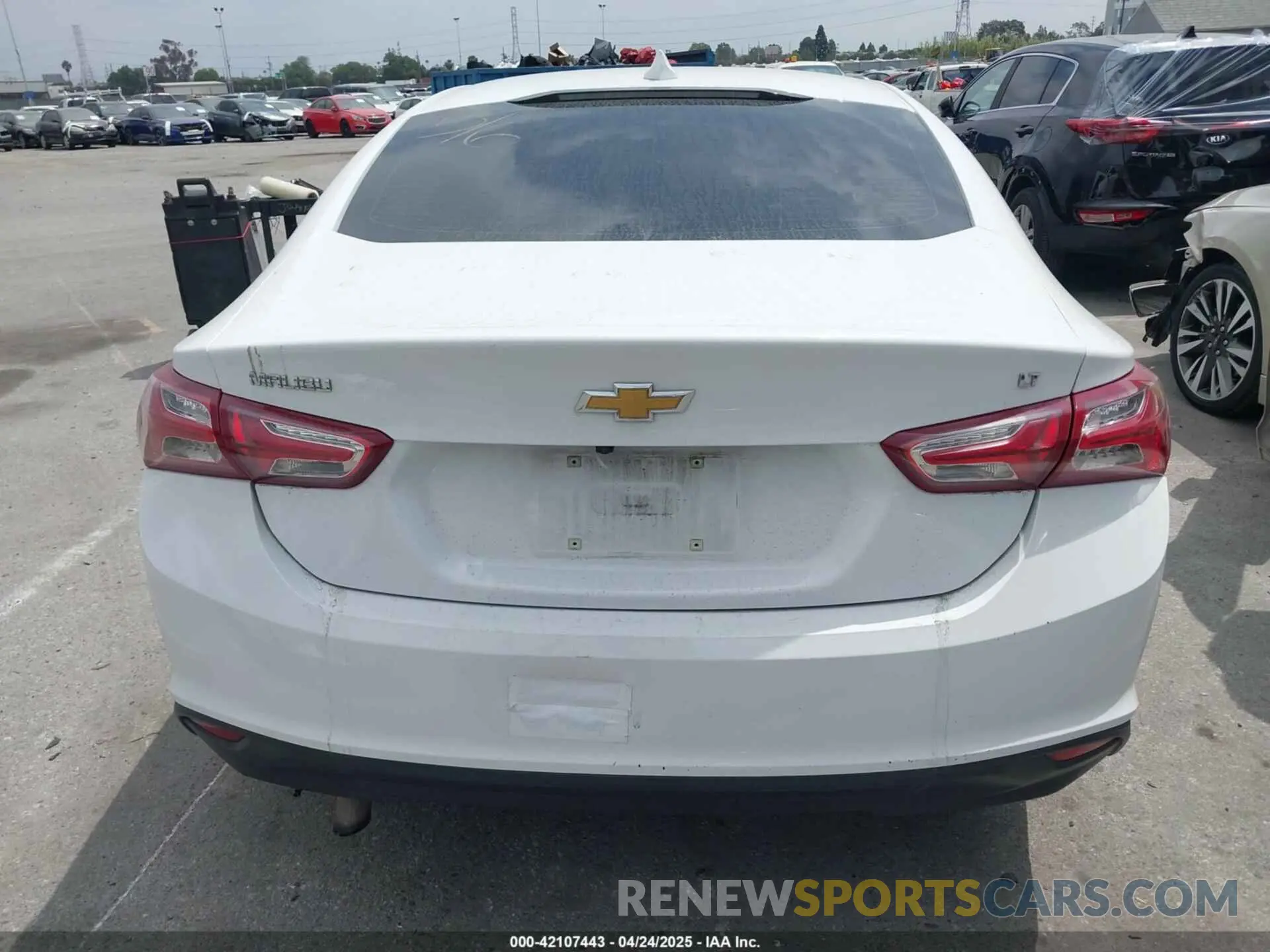 16 Photograph of a damaged car 1G1ZD5ST4MF060438 CHEVROLET MALIBU 2021