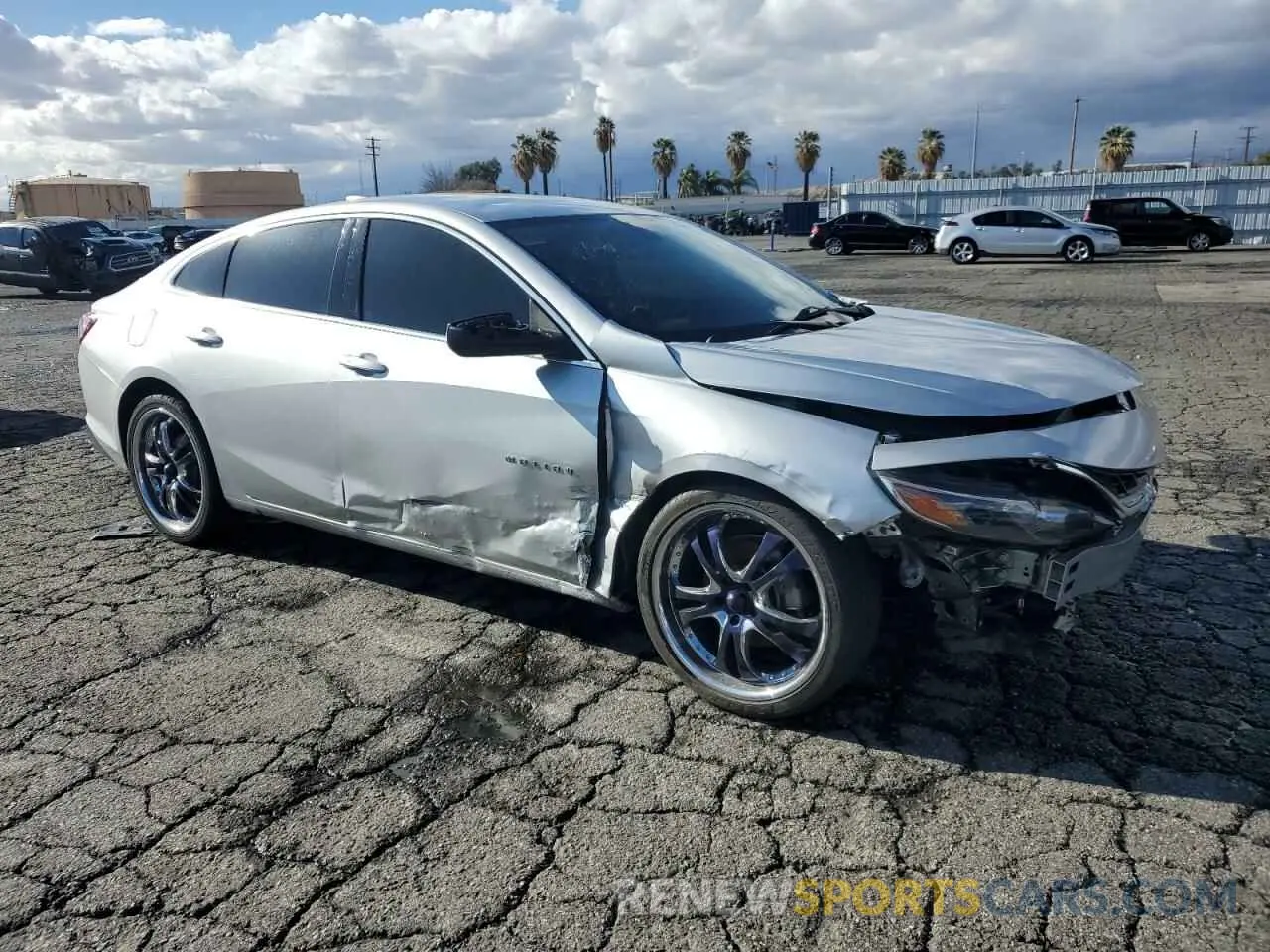 4 Photograph of a damaged car 1G1ZD5ST4MF065722 CHEVROLET MALIBU 2021
